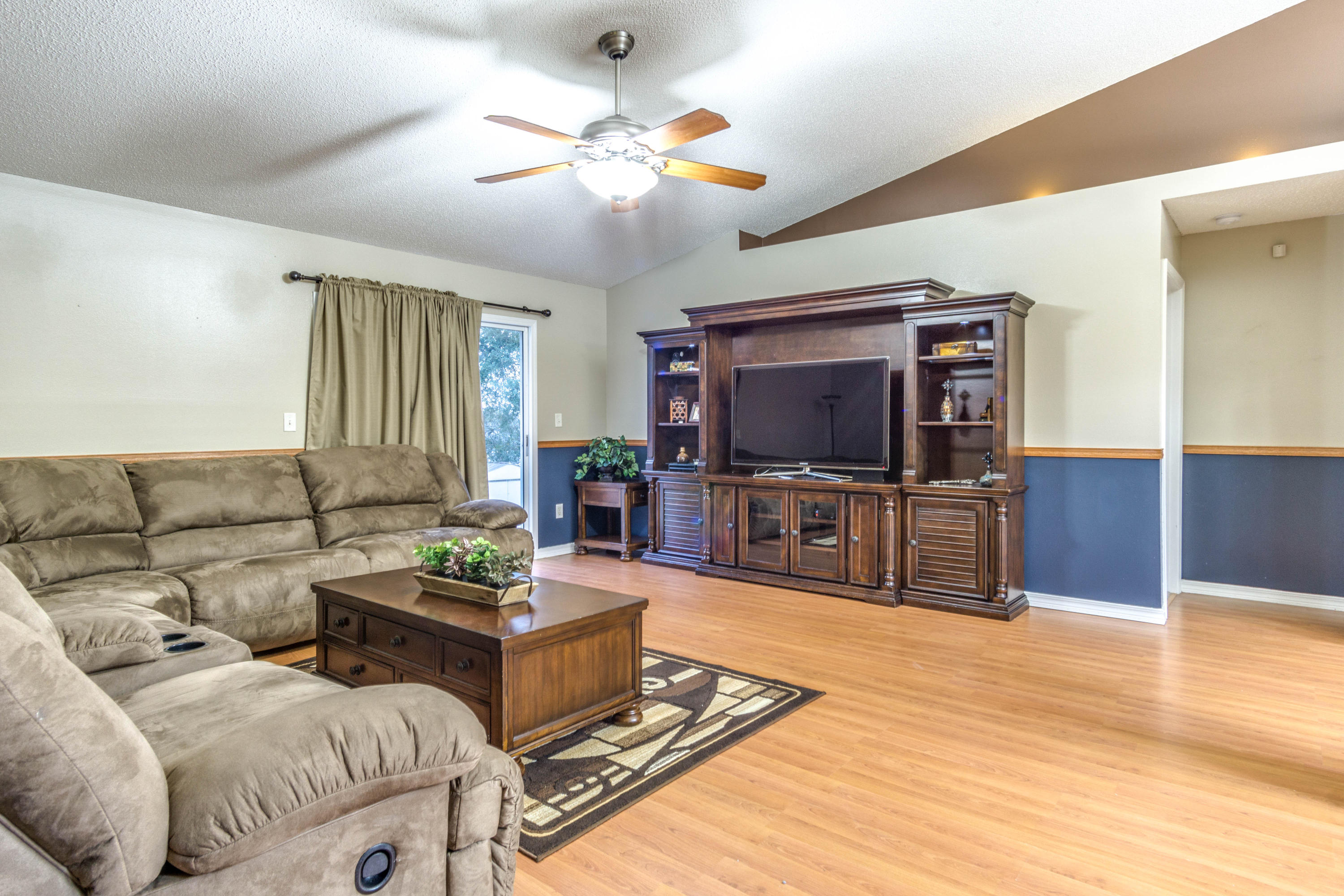 WESTVIEW ESTATES PH 1 - Residential