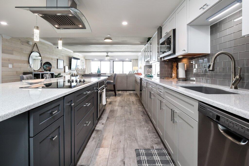 SURF DWELLER CONDO - Residential