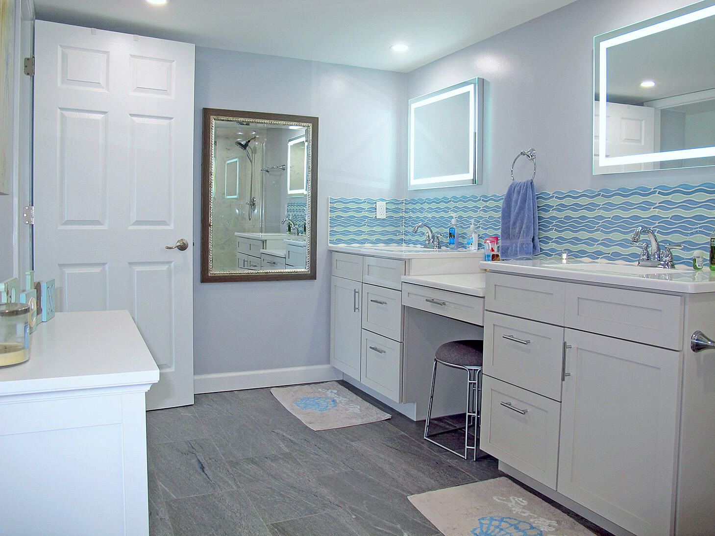 SURF DWELLER CONDO - Residential