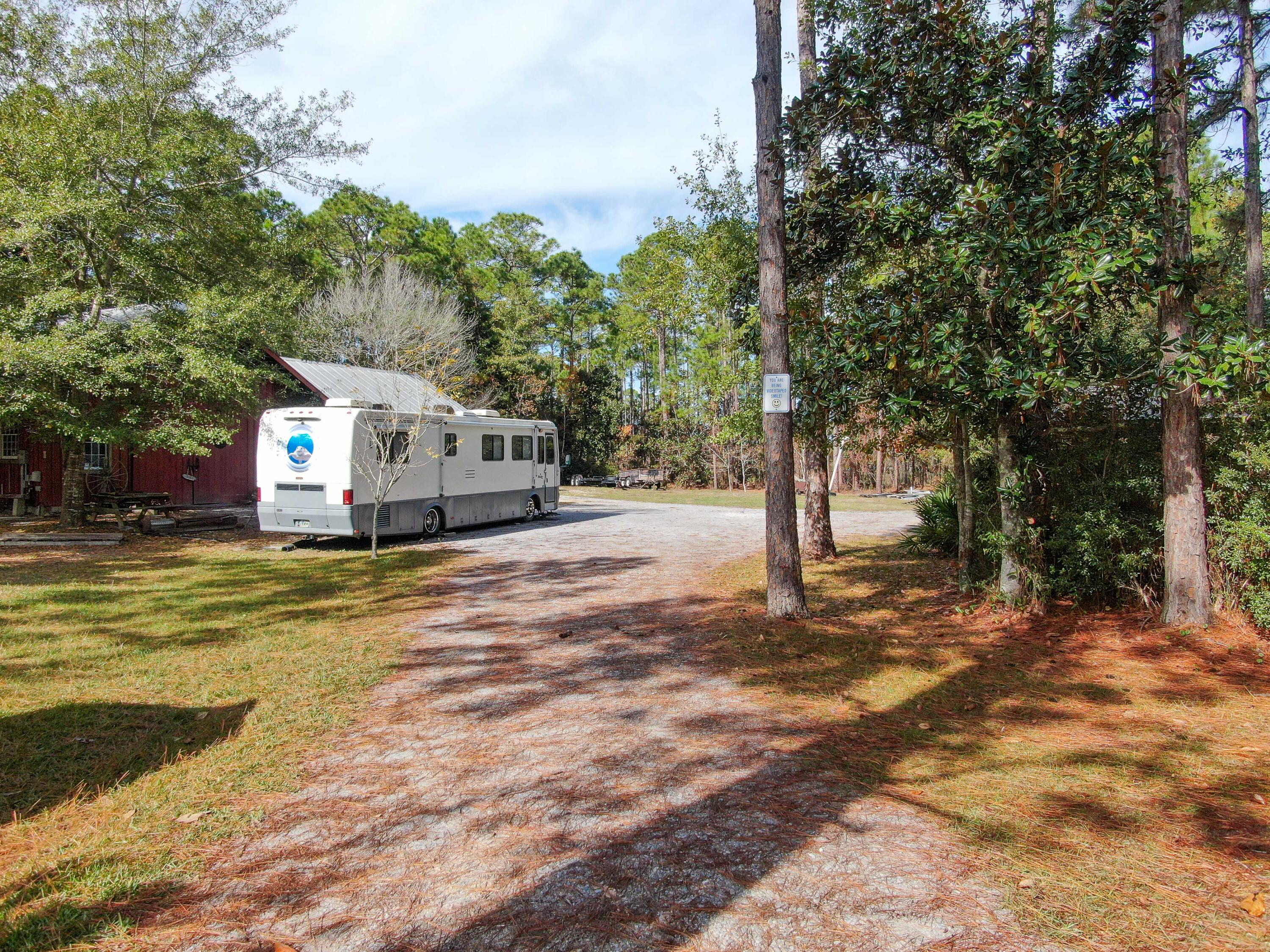 NO RECORDED SUBDIVISION - Land