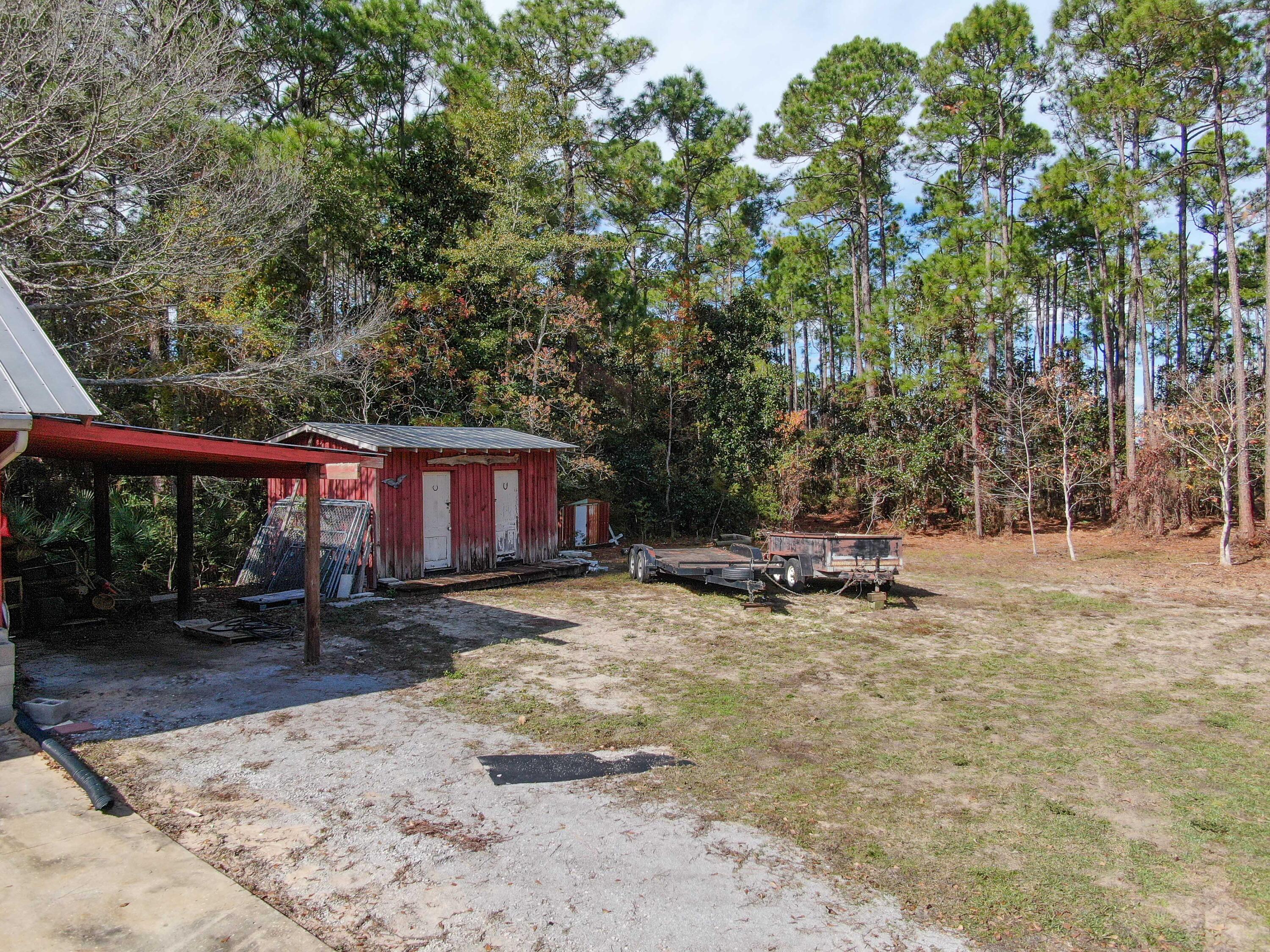 NO RECORDED SUBDIVISION - Land