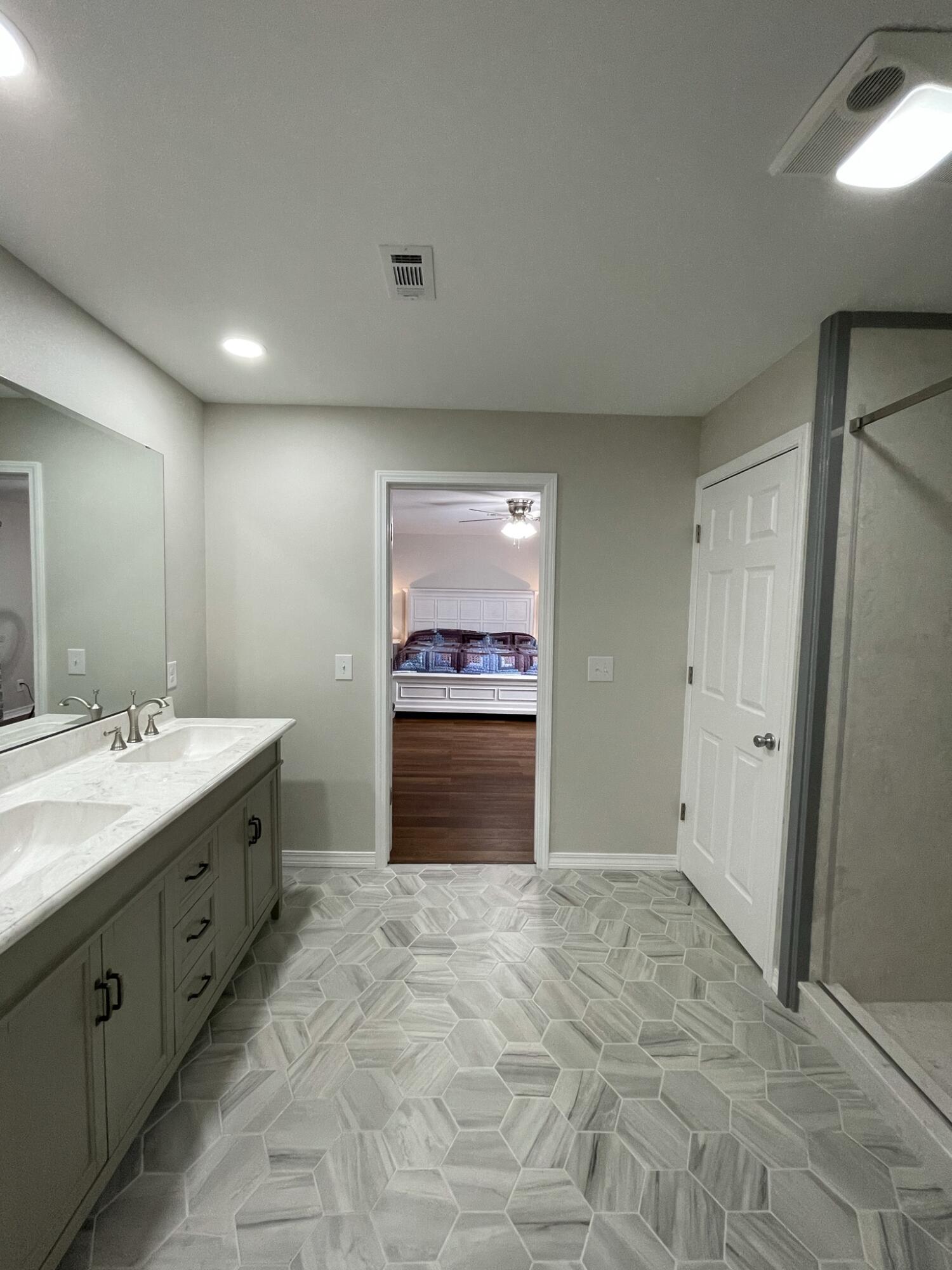 LAKE POINTE - Residential