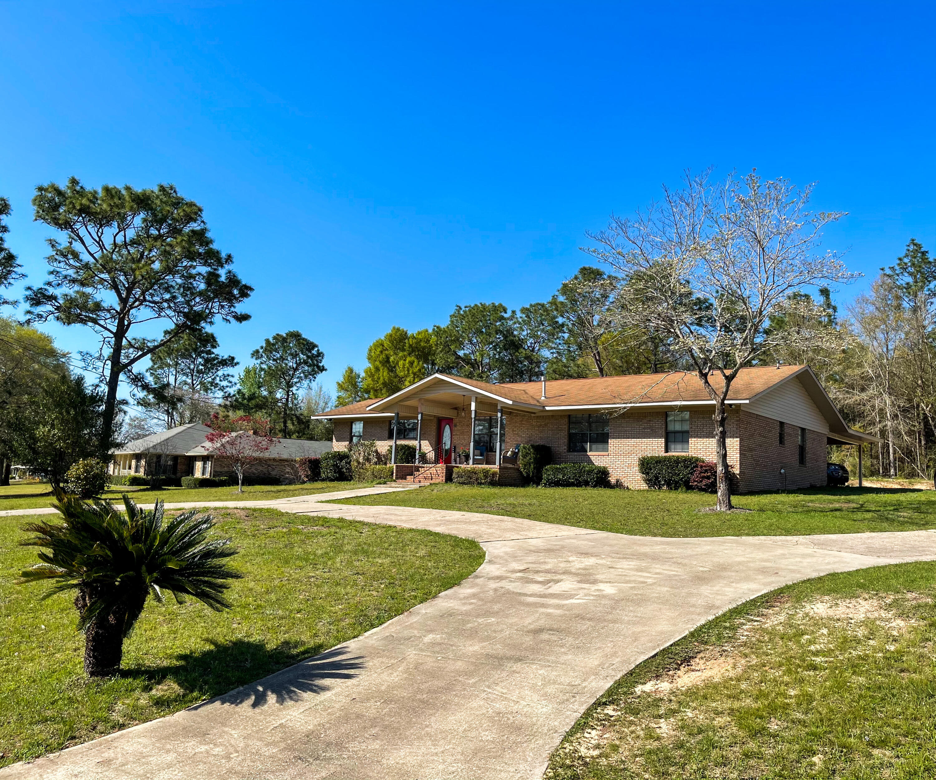 LAKE POINTE - Residential