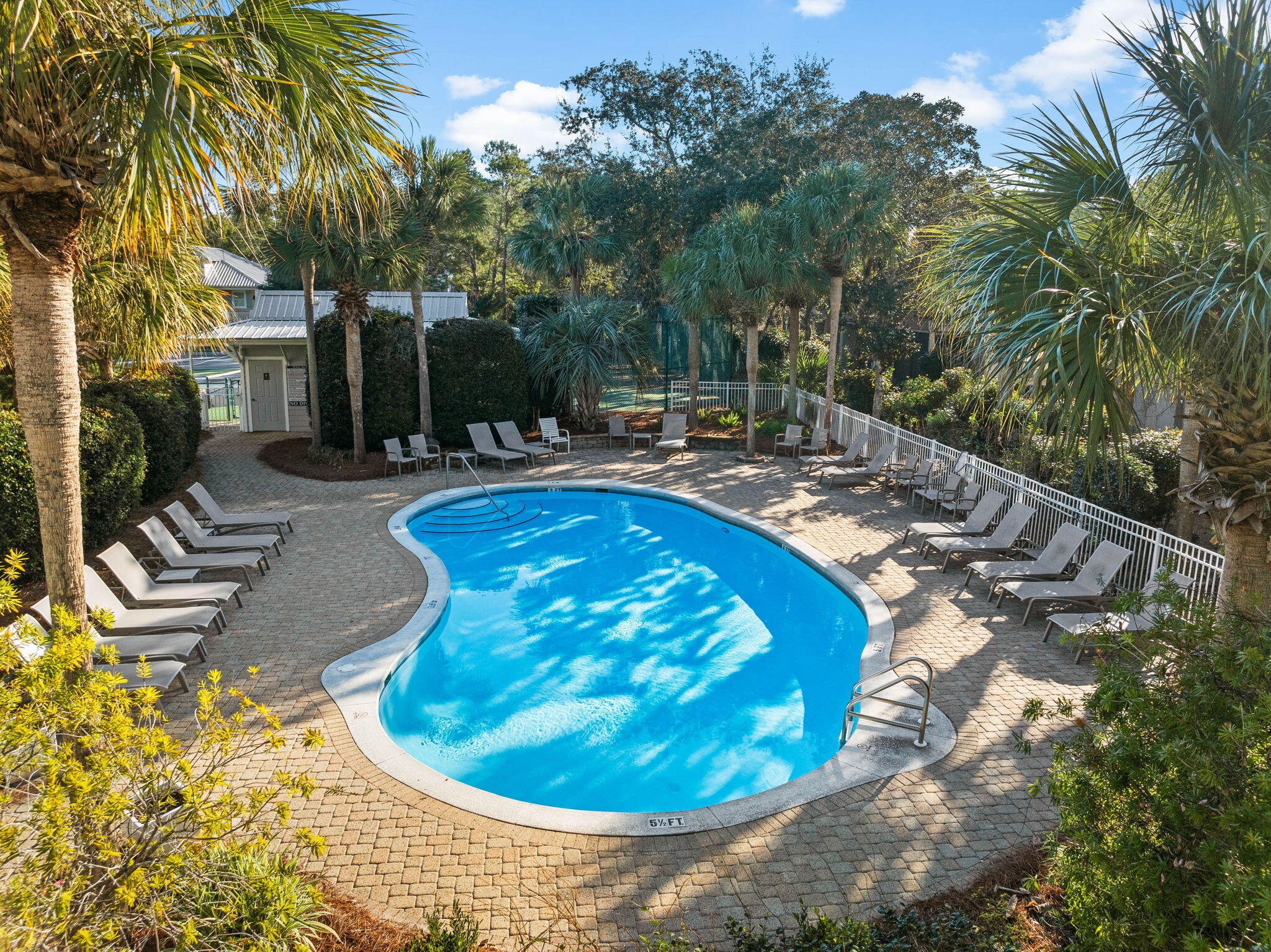 CASSINE GARDENS T/H PH 4 - Residential