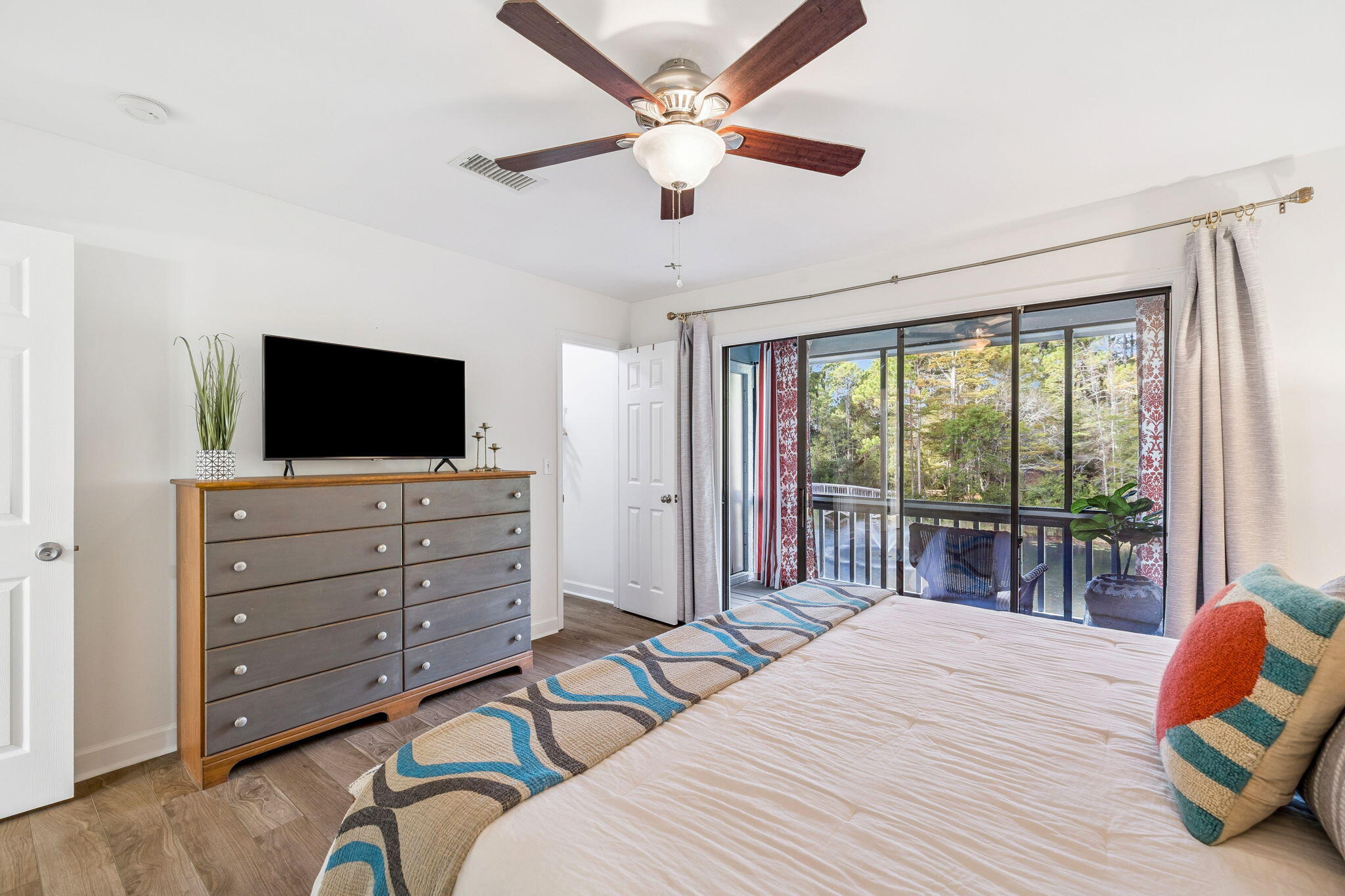 CASSINE GARDENS T/H PH 4 - Residential