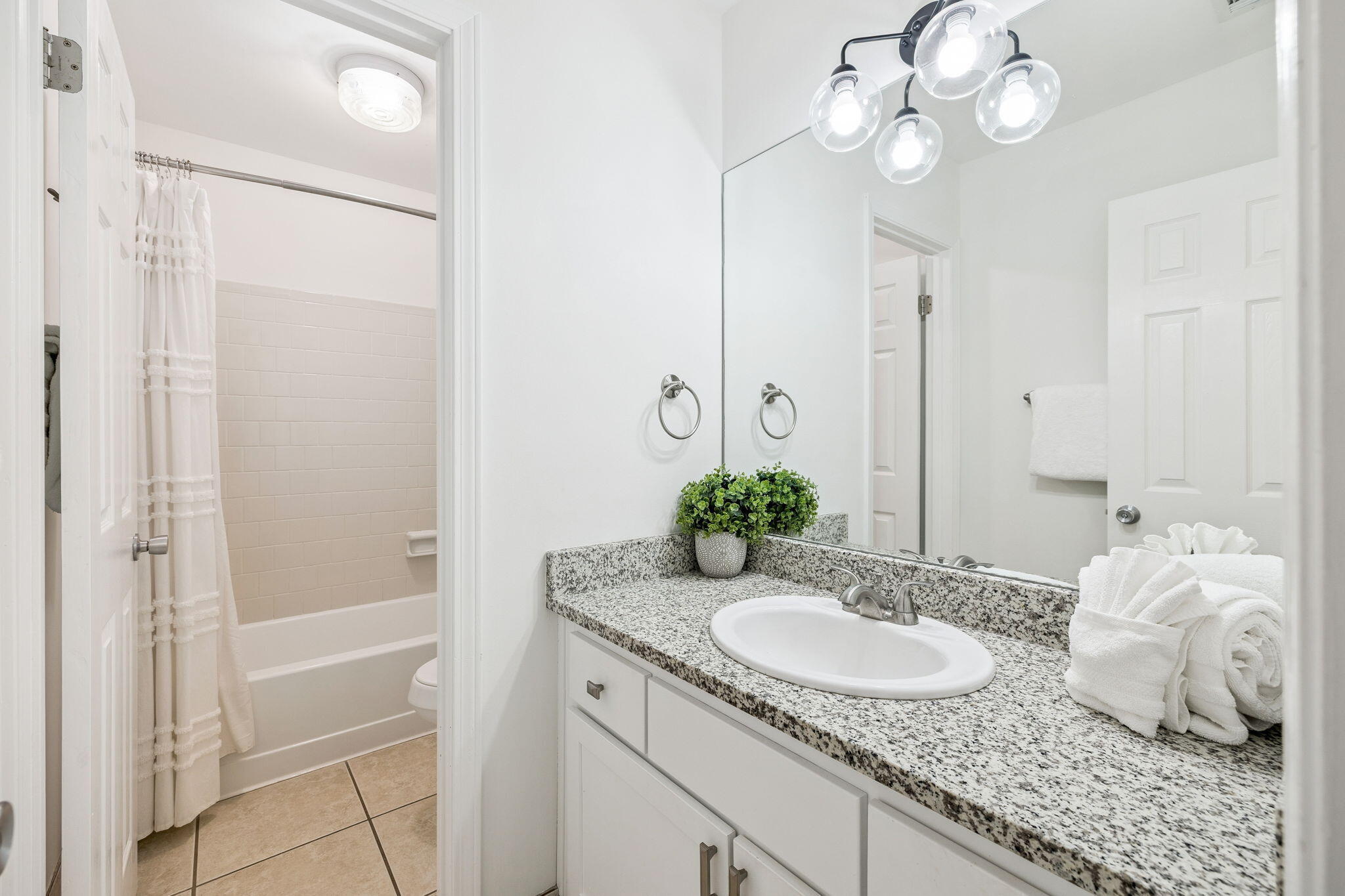 CASSINE GARDENS T/H PH 4 - Residential