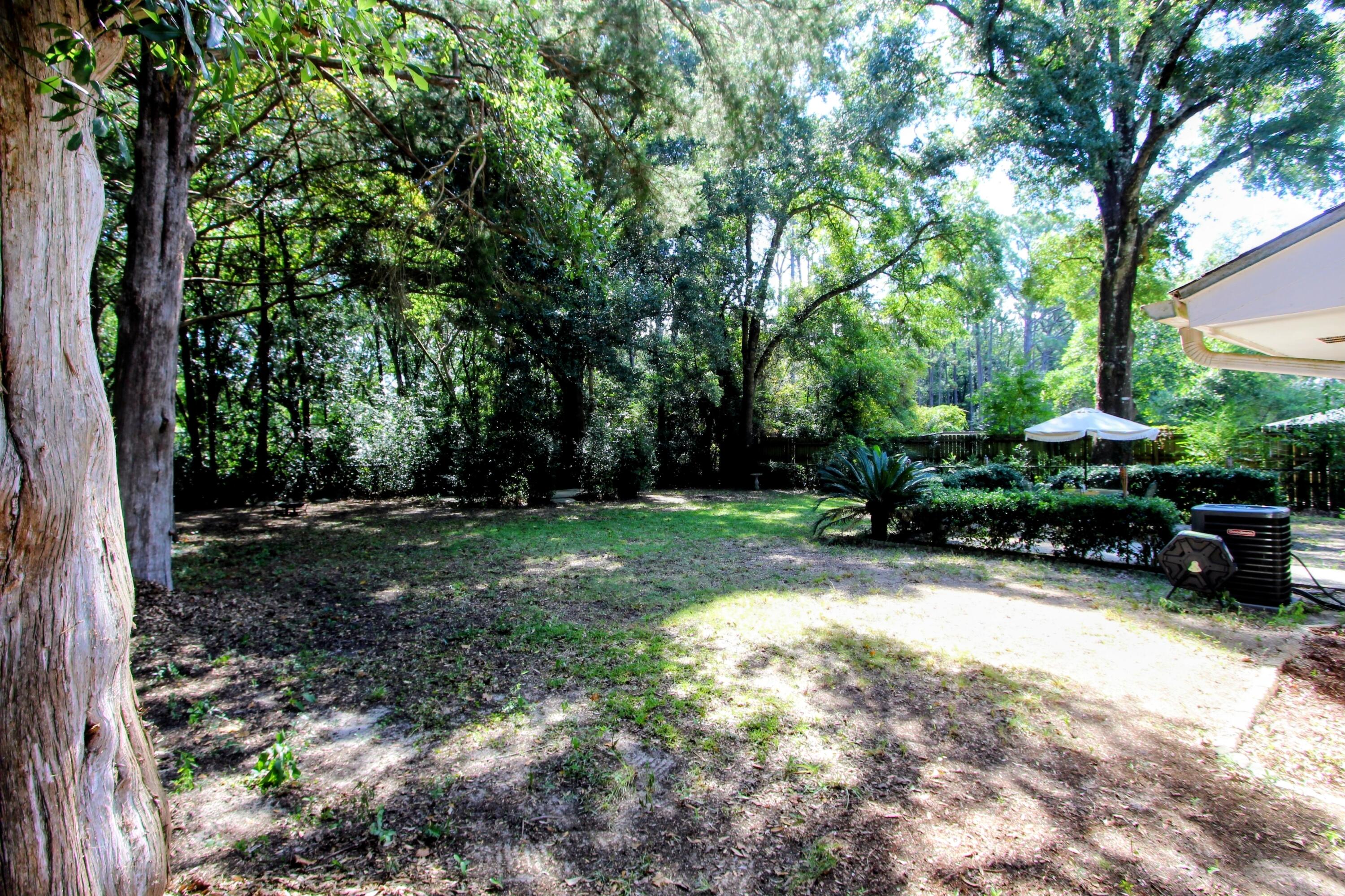 SMITH S/D LOT 1 BLK 1 - Residential
