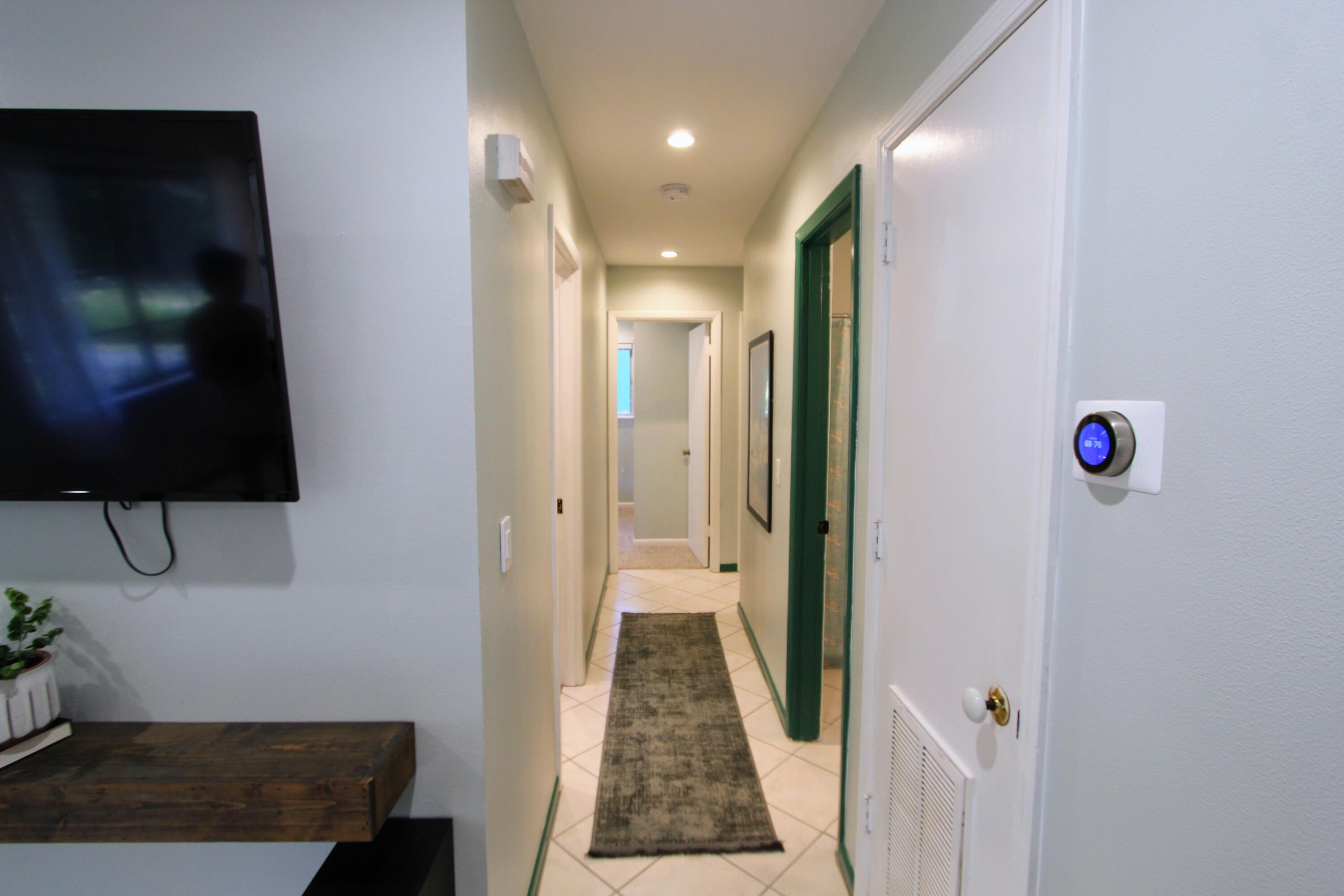 SMITH S/D LOT 1 BLK 1 - Residential