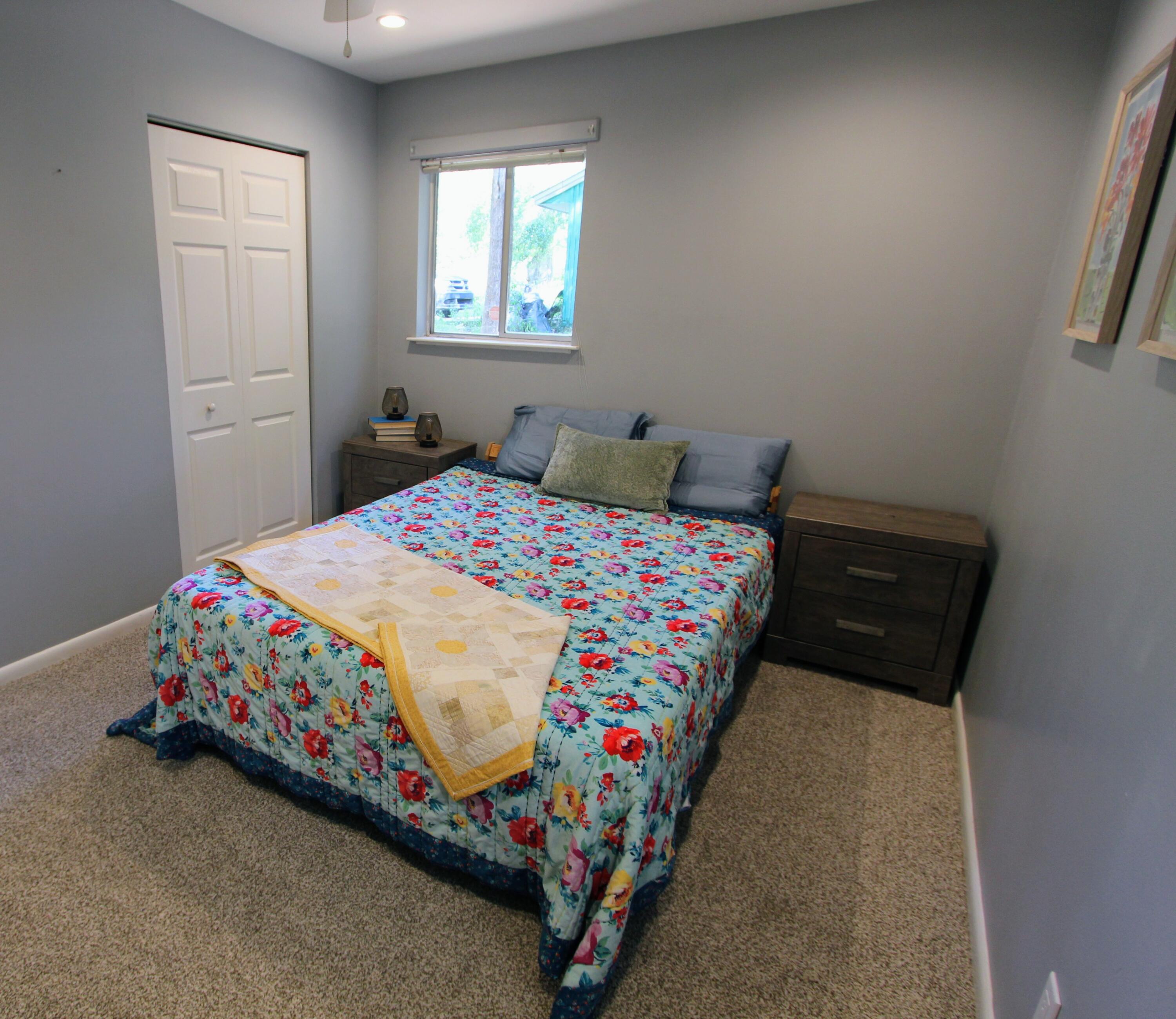 SMITH S/D LOT 1 BLK 1 - Residential