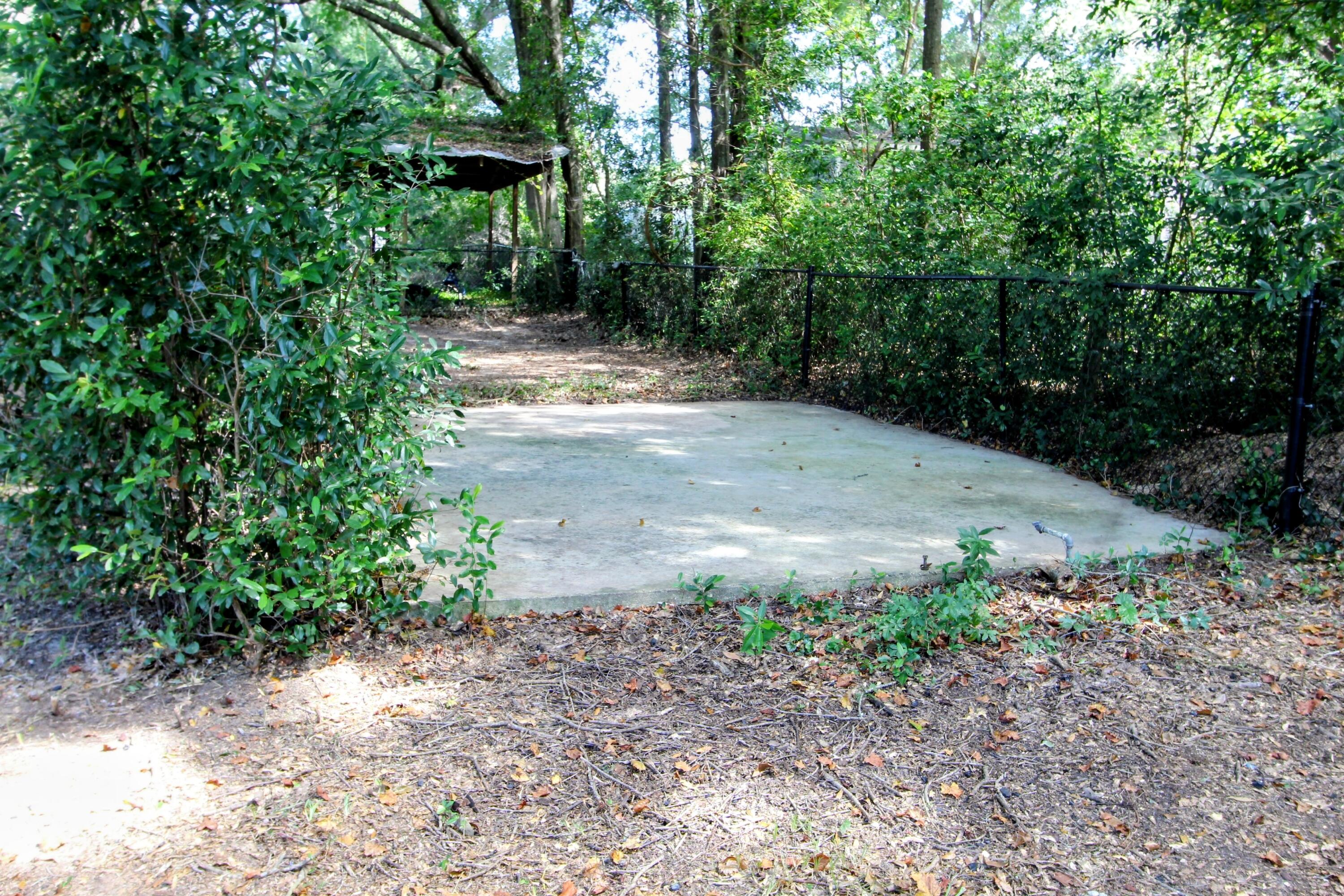 SMITH S/D LOT 1 BLK 1 - Residential