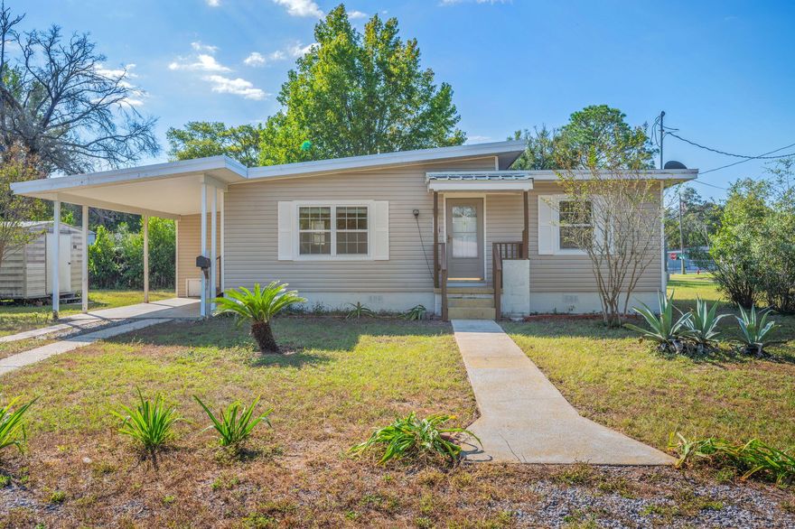 Centrally located Fort Walton Beach renovated cottage with a practical single-level layout and a roomy yard for outdoor living. Inside, you will find an efficient floor plan with a comfortable living area, an eat-in kitchen, and new carpet in all three bedrooms, with an updated walk-in shower. The location puts you close to everyday essentials, with quick access to Uptown Station, downtown dining, Eglin Parkway, Eglin AFB, Hurlburt Field, and the beaches of Okaloosa Island.