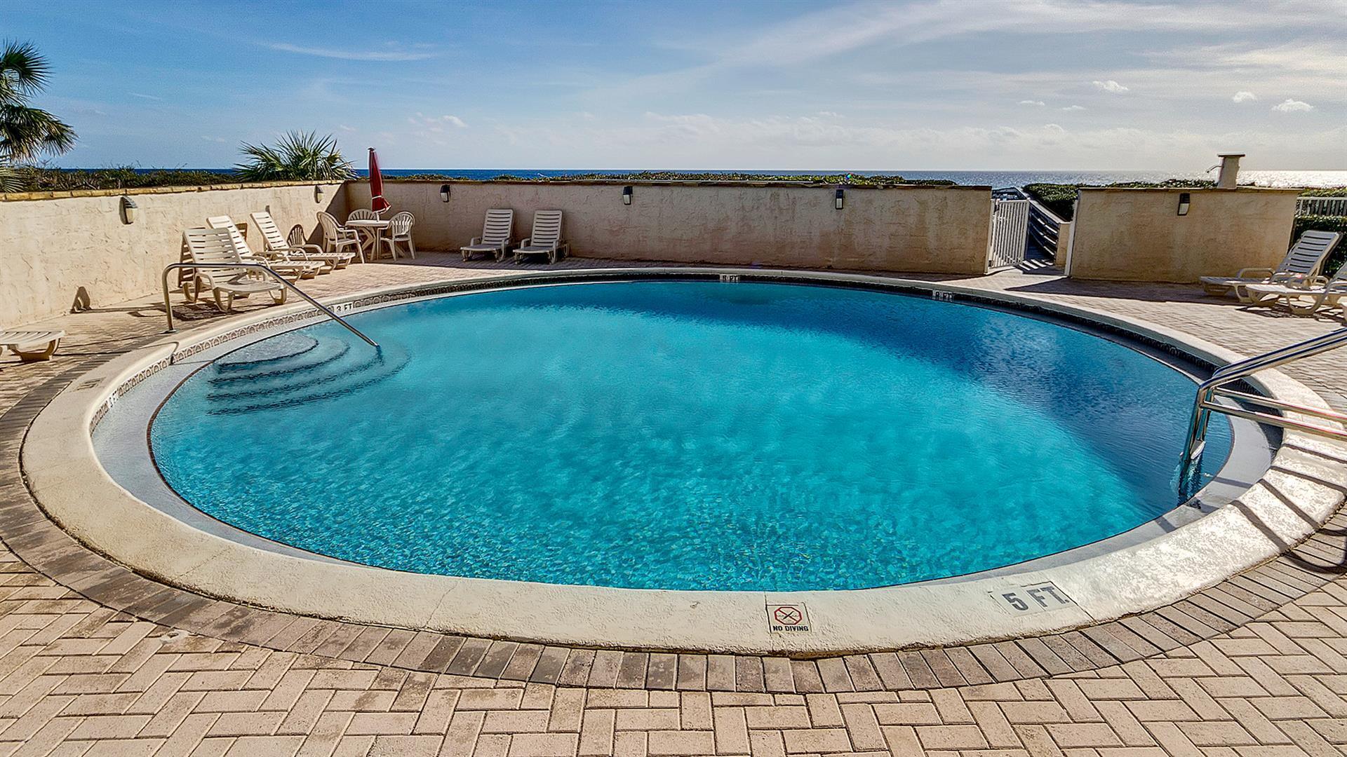 BEACHCREST CONDO - Residential