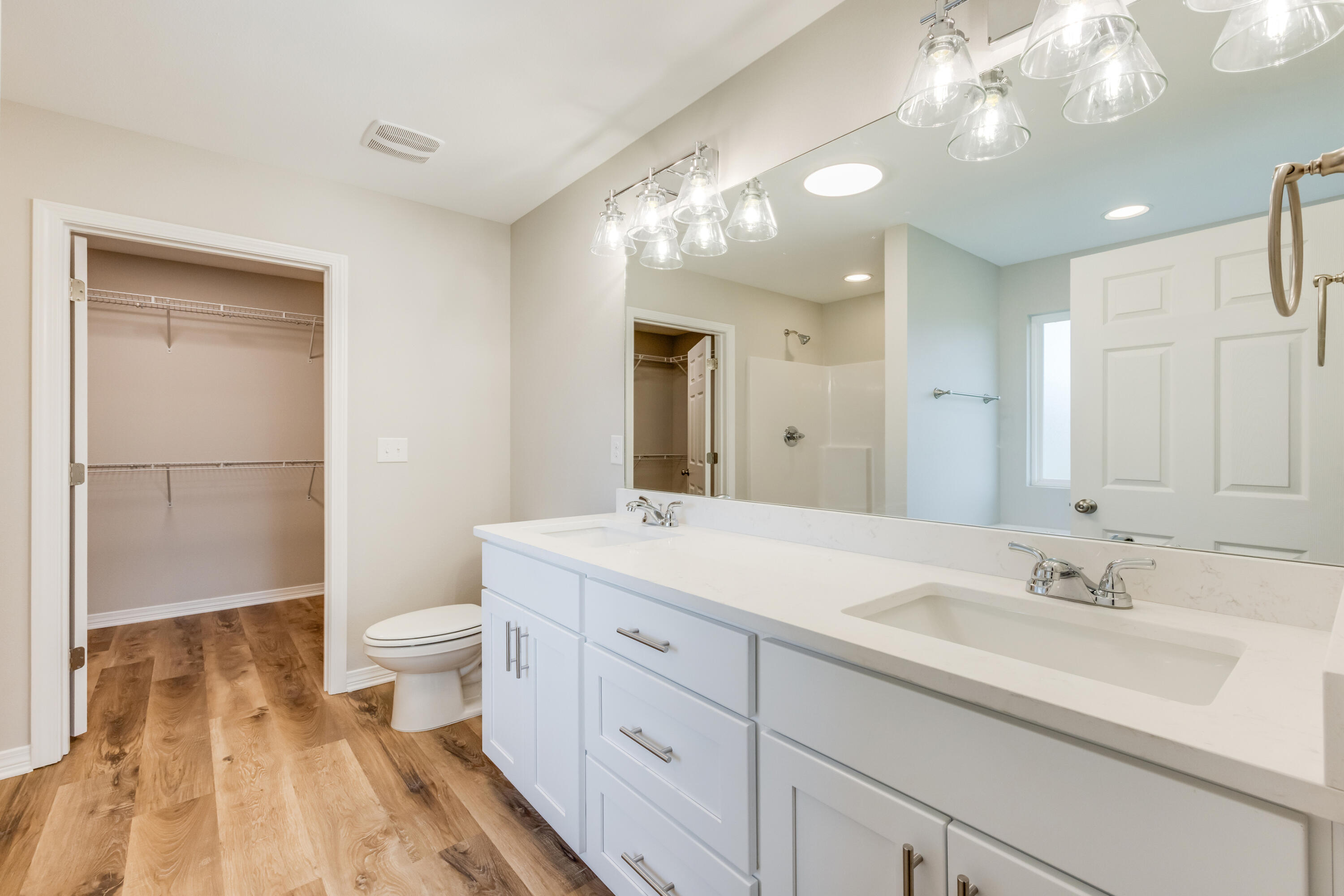 Garden City Park - Residential