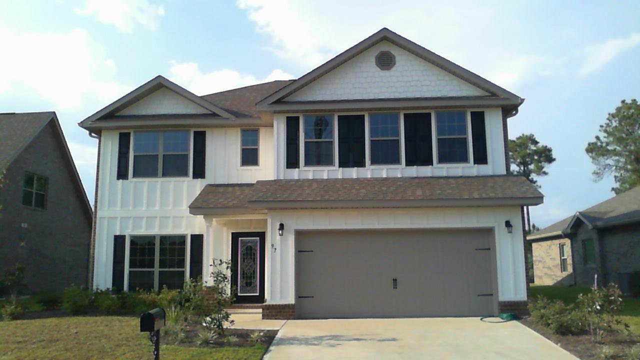 WHISPERING LAKE - Residential