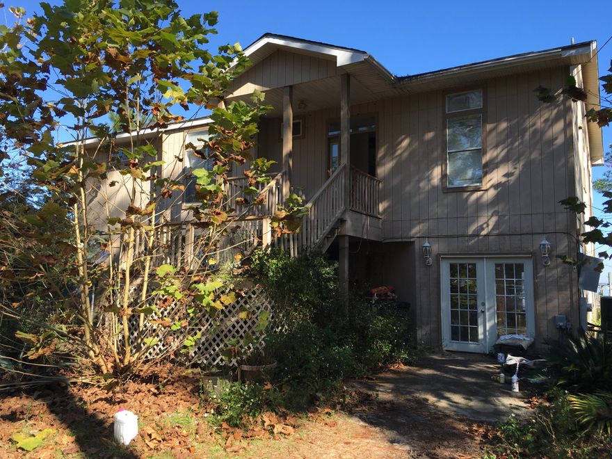 Short Sale. Waterfront on the bay. Buyer to verify all pertinent information including square footage, lot and room dimensions. Property to be sold as is.