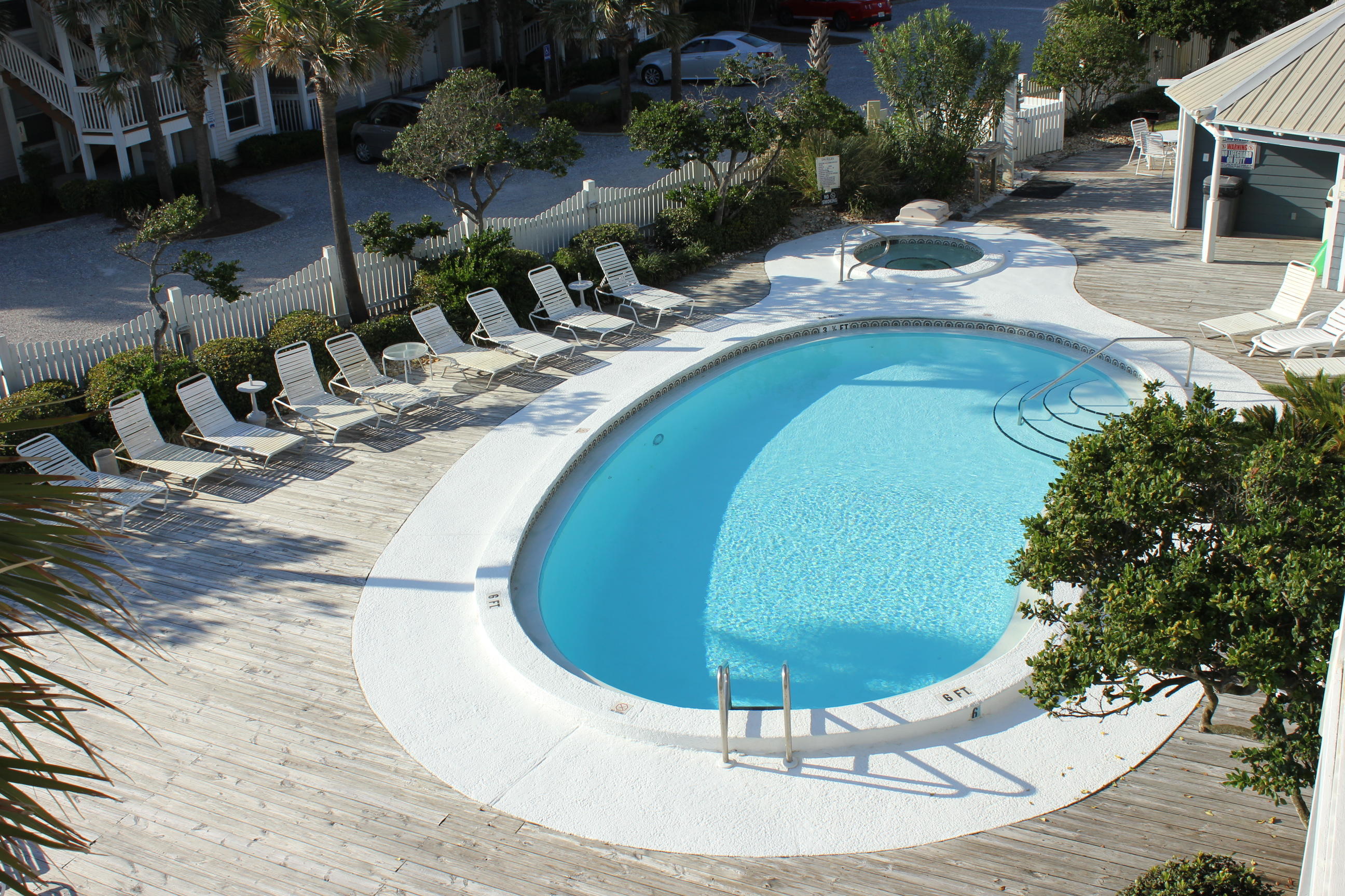 Summer Breeze Condo - Residential