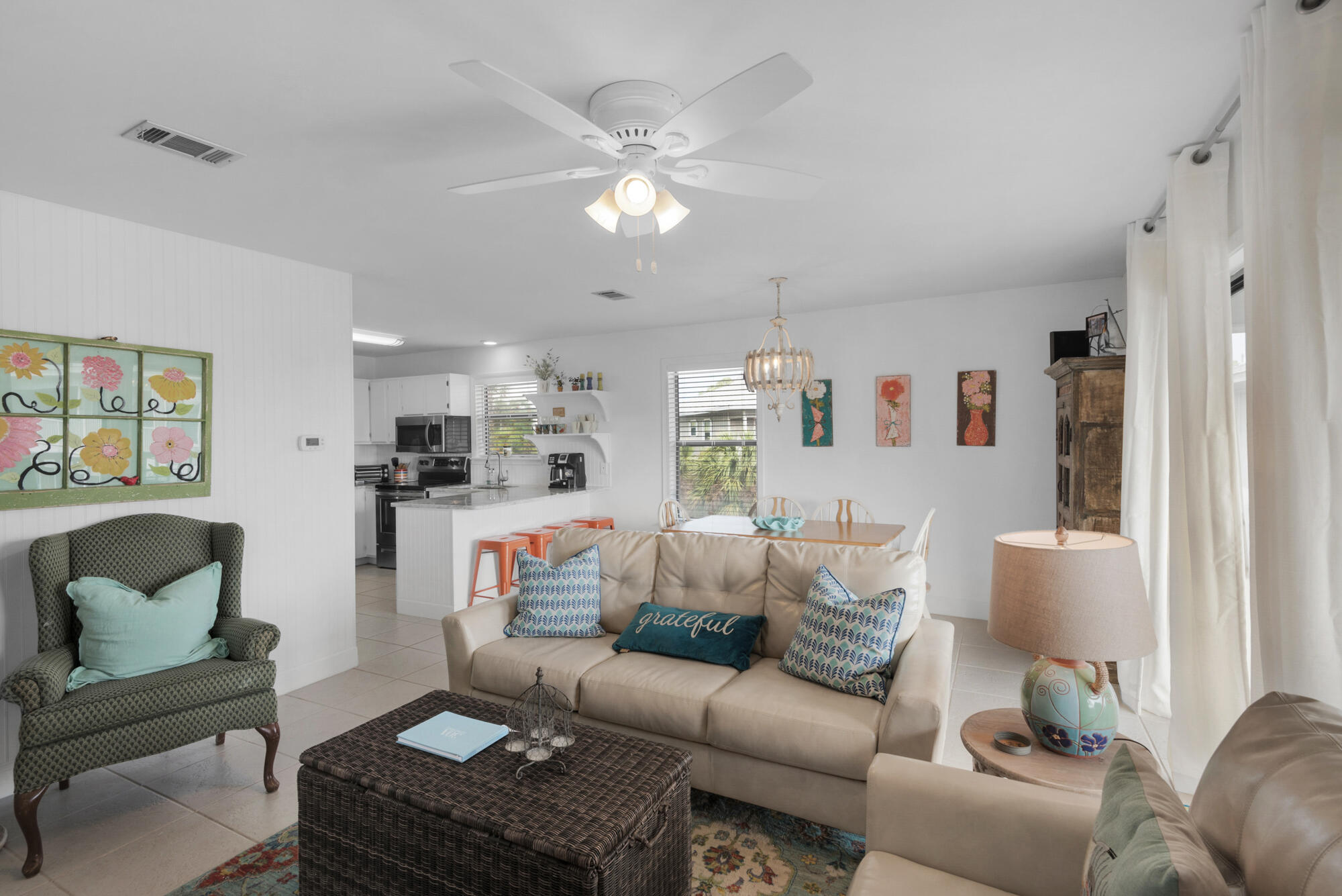 BEACHWOOD VILLAS CONDO PH 2 - Residential