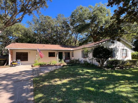 A home in Fort Walton Beach