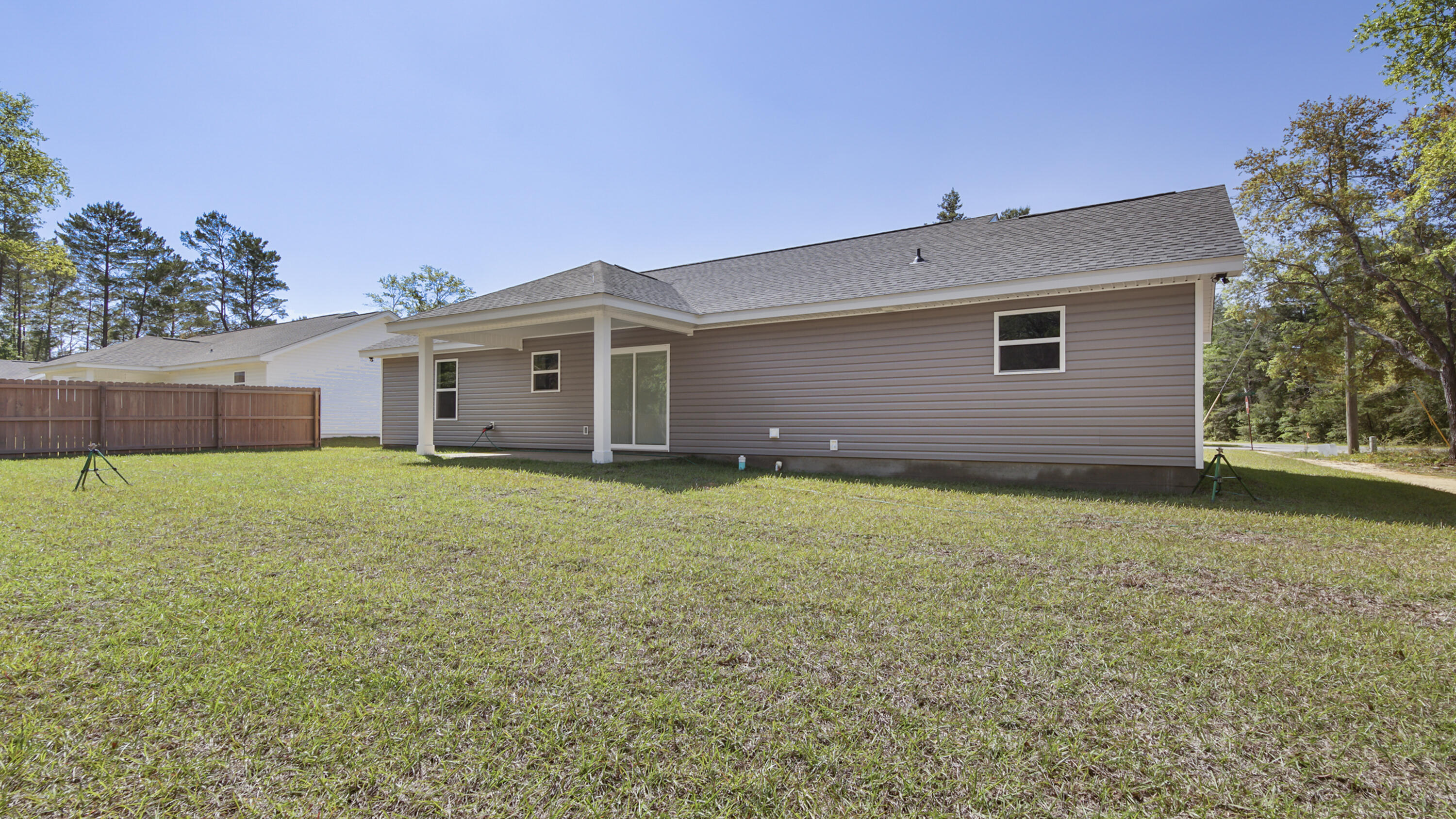 OAKWOOD HILLS UNIT 1 - Residential