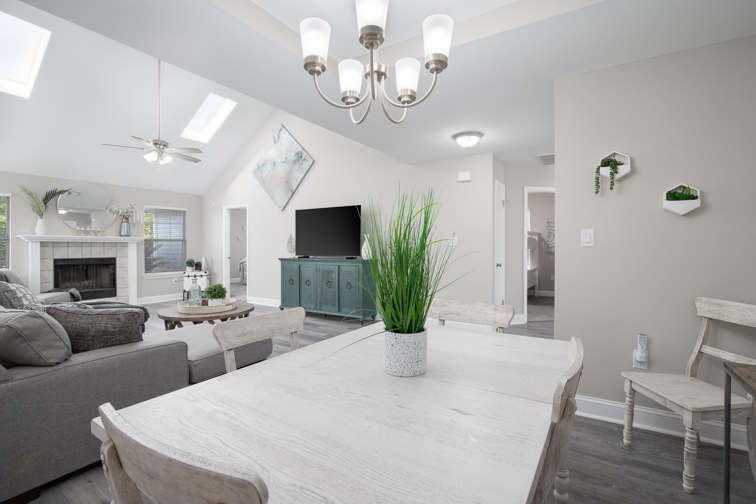 SANDY RIDGE ESTATES - Residential