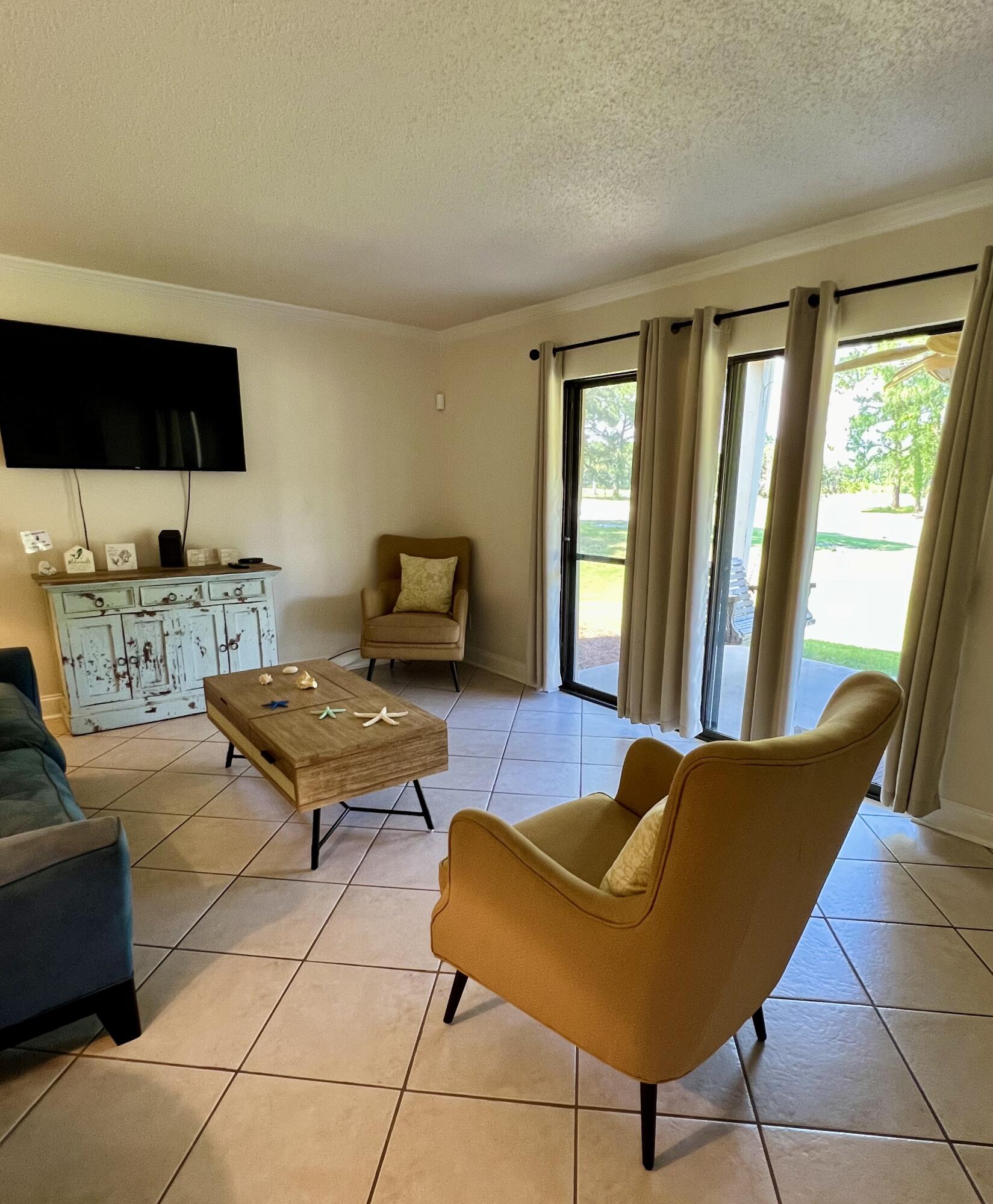 SEASCAPE CONDO GARDEN VILLA - Residential