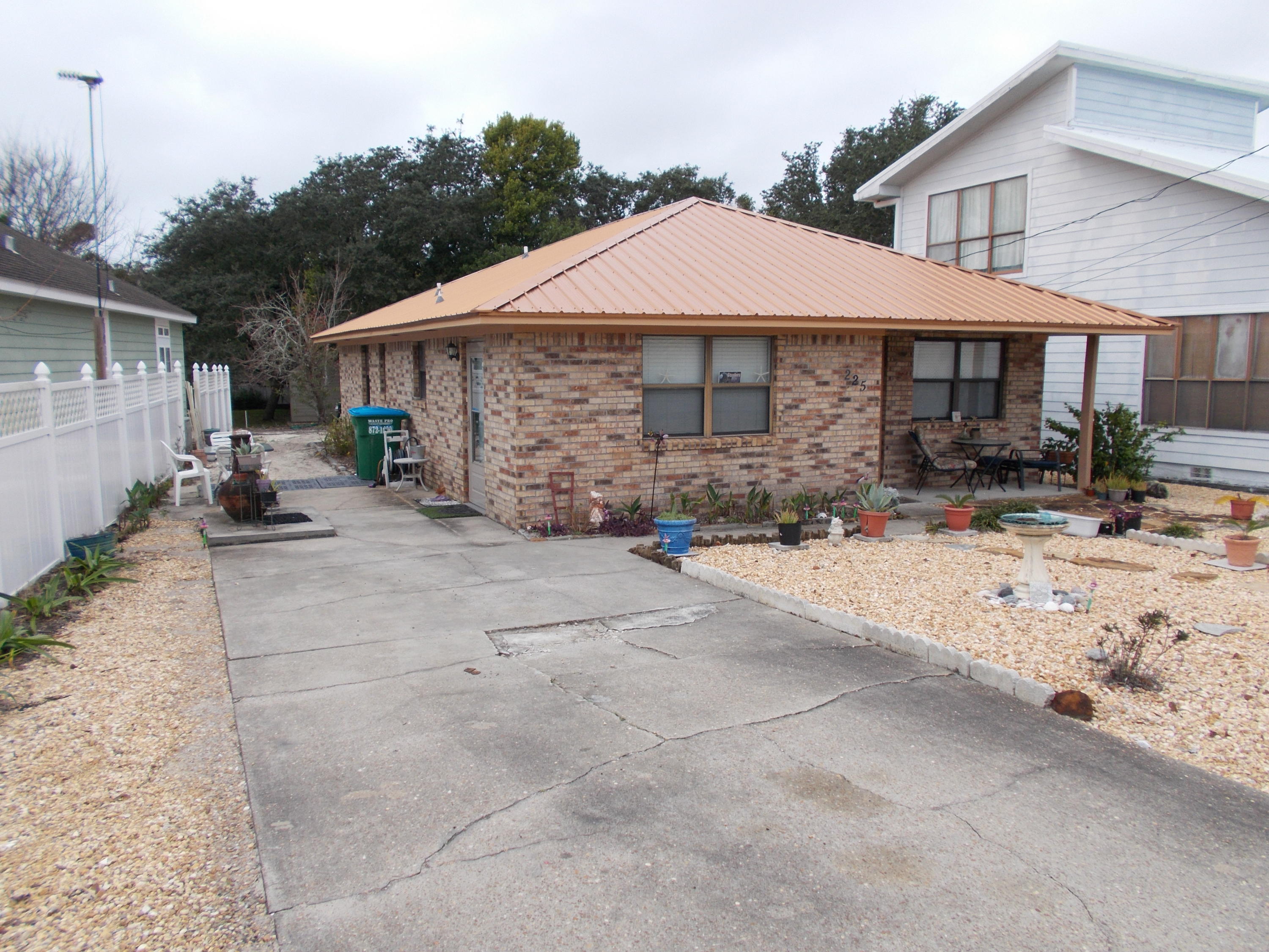 LAGUNA BEACH 7TH ADDN - Residential