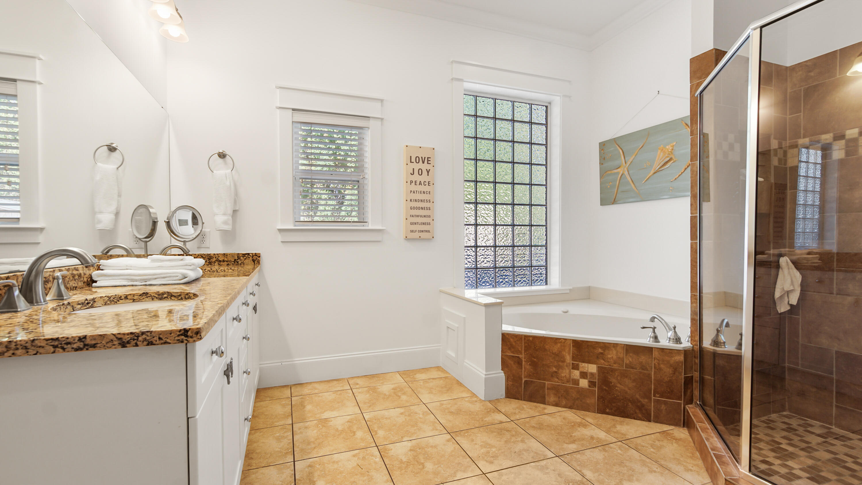 GULF SHORE MANOR - Residential