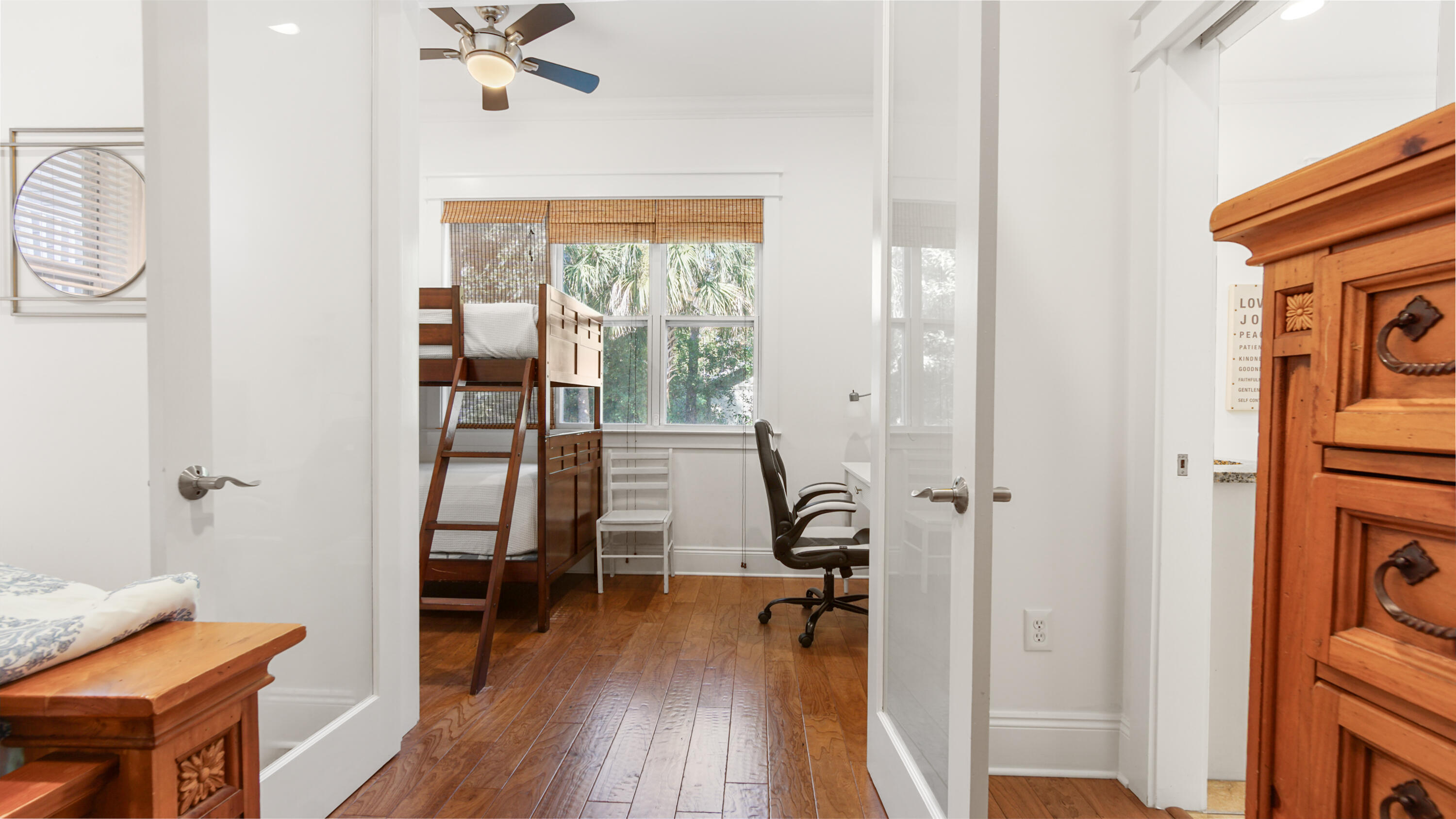 GULF SHORE MANOR - Residential