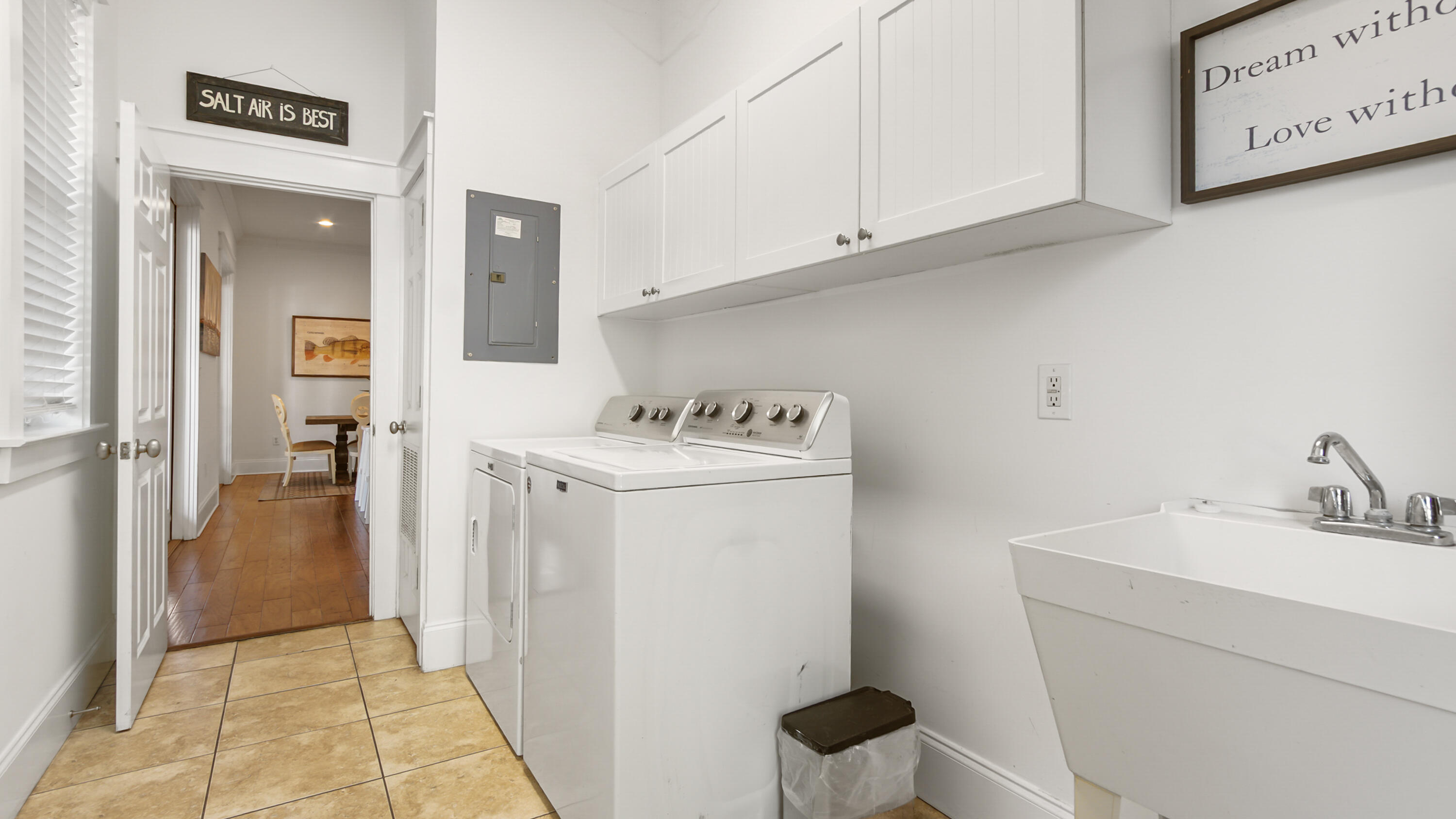 GULF SHORE MANOR - Residential