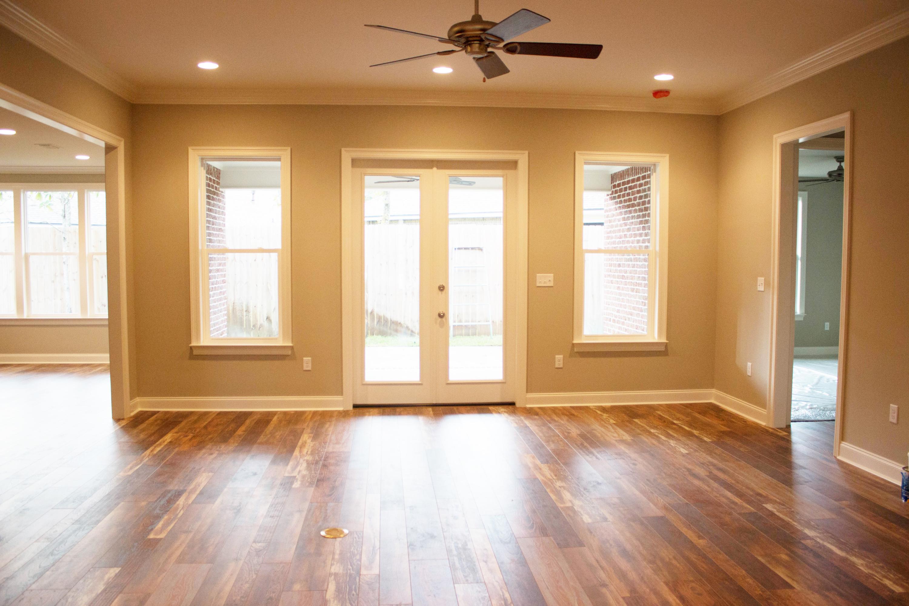 MAGNOLIA WOODS - Residential