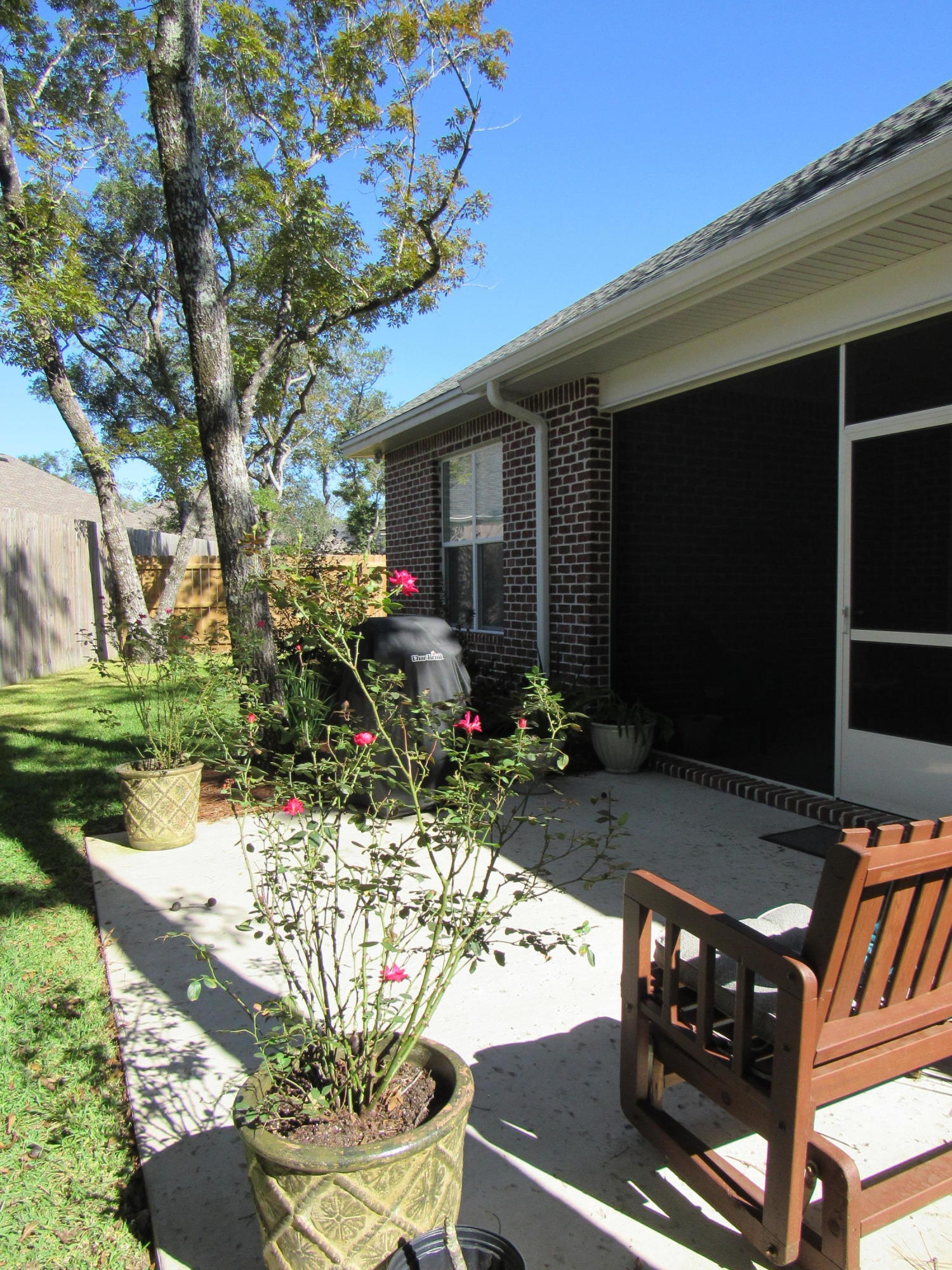 MAGNOLIA WOODS - Residential