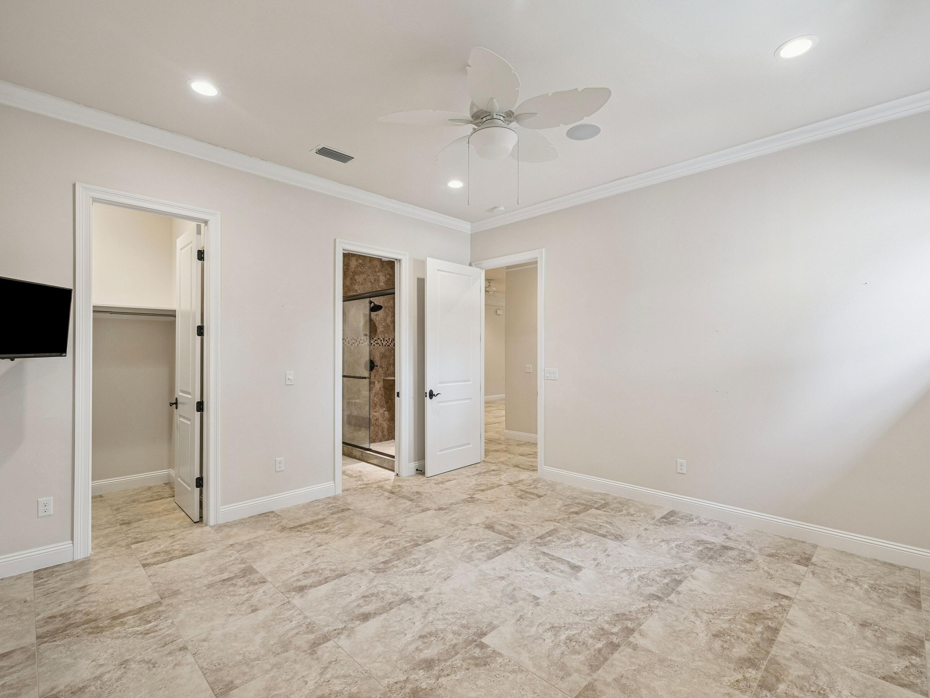 BURNT PINE - Residential