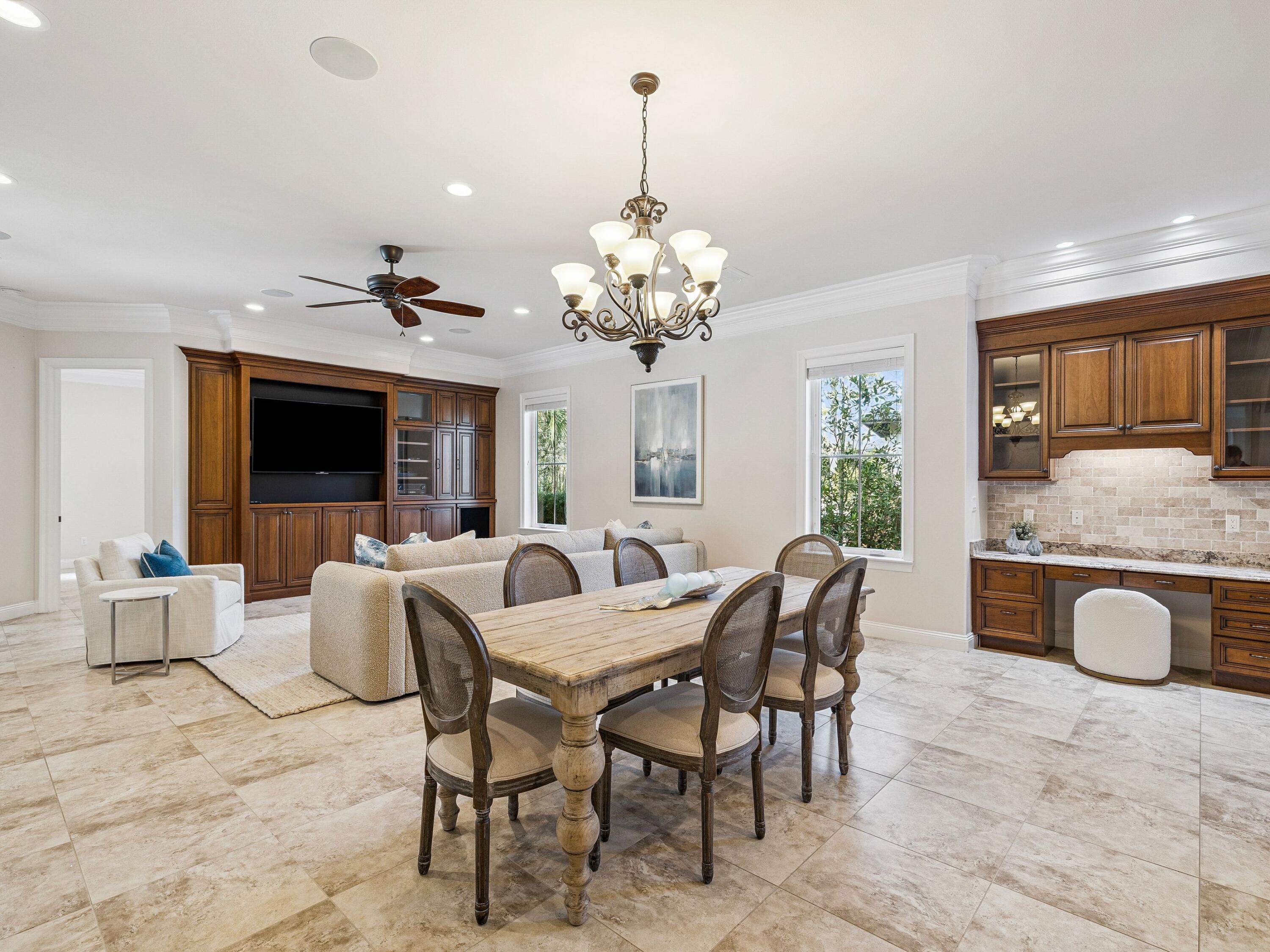 BURNT PINE - Residential