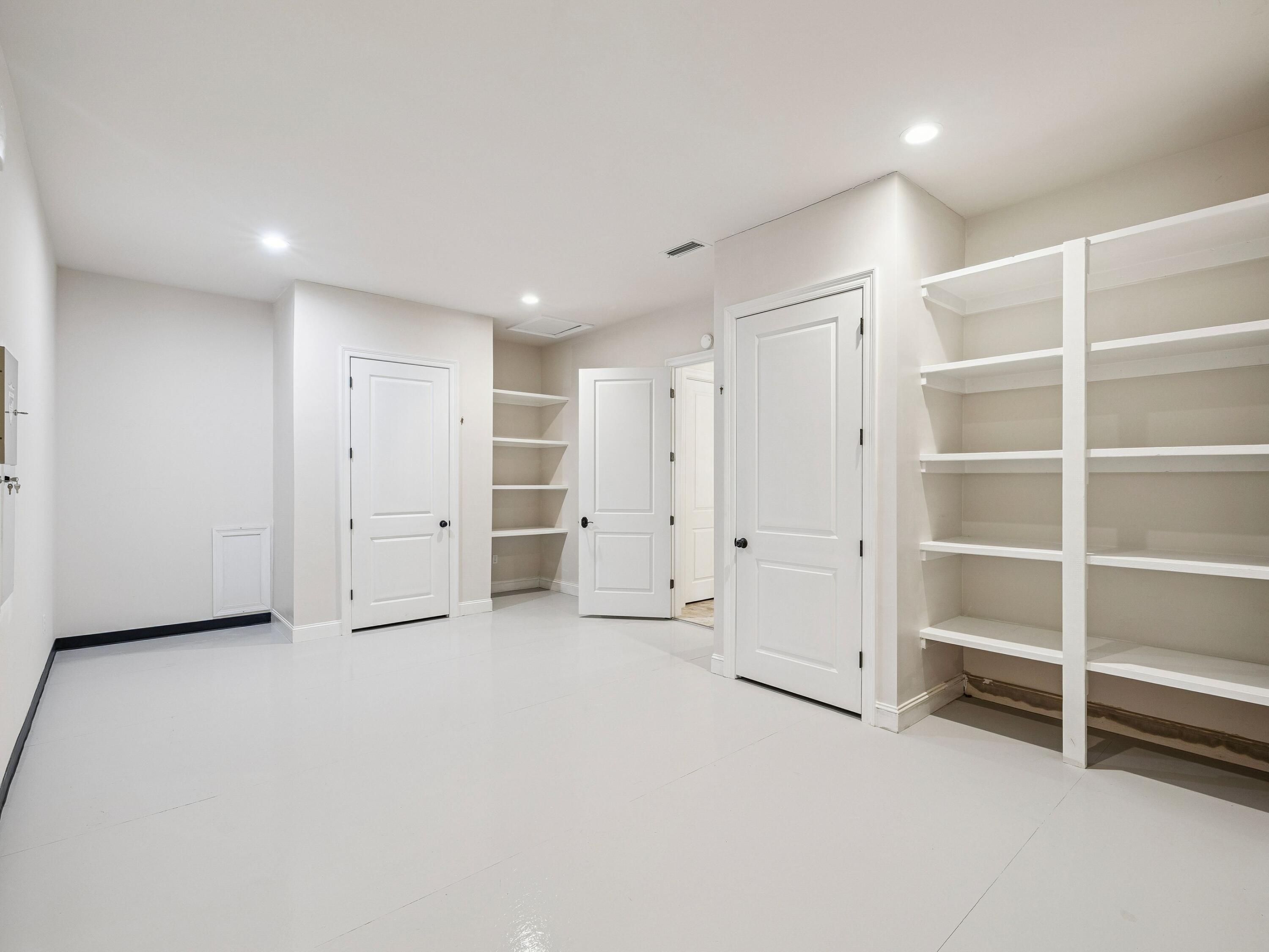 BURNT PINE - Residential