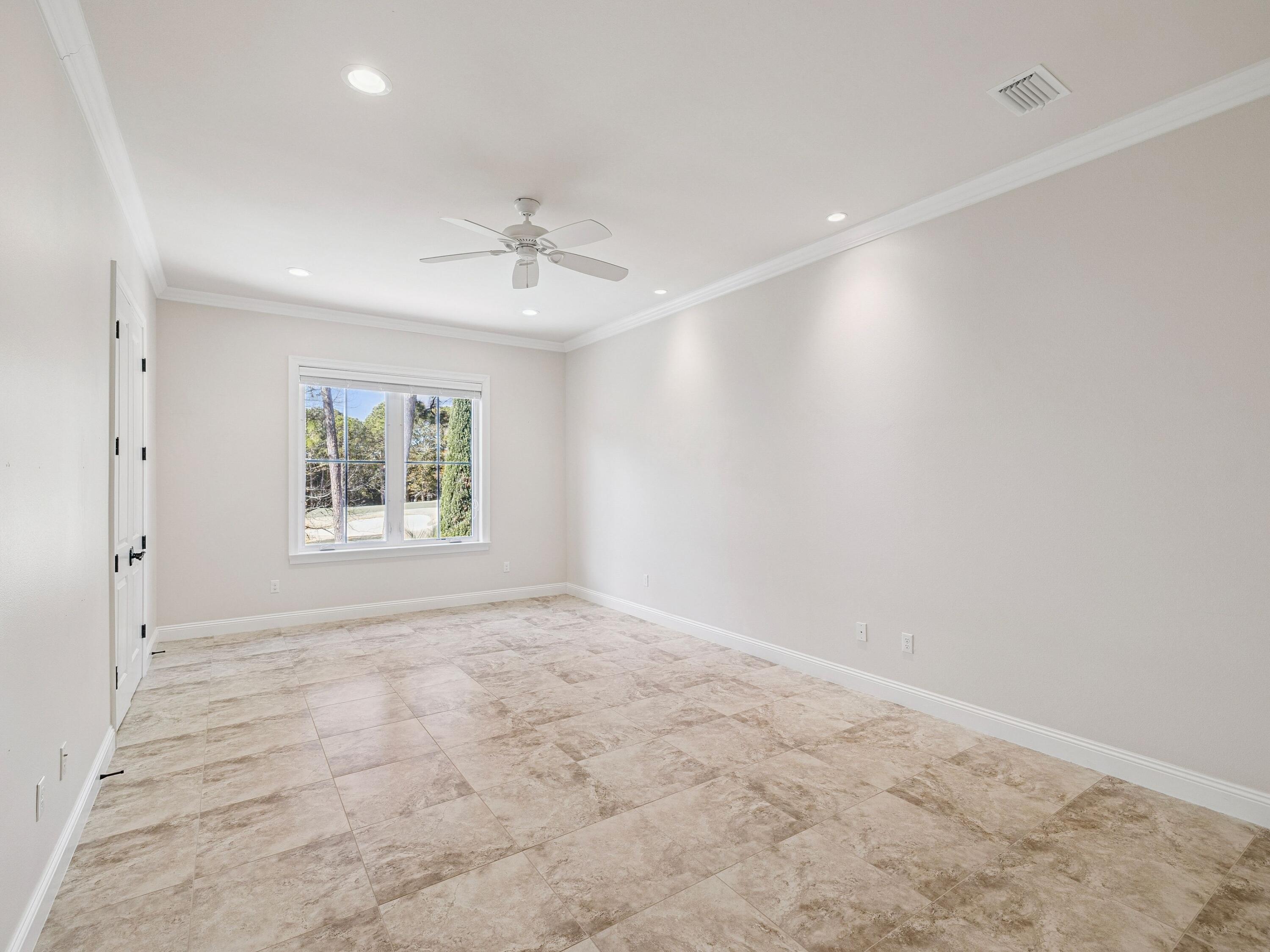 BURNT PINE - Residential