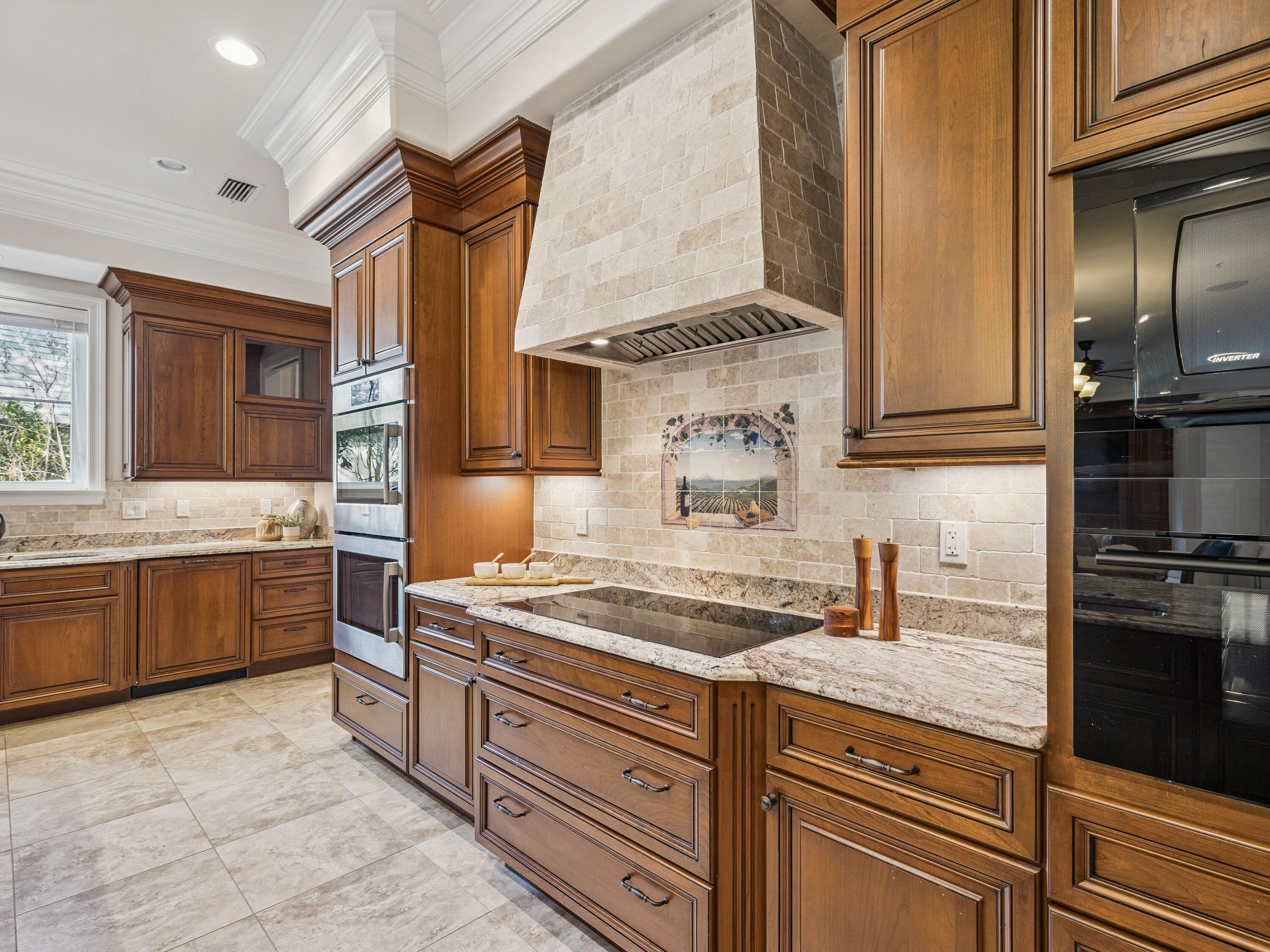 BURNT PINE - Residential