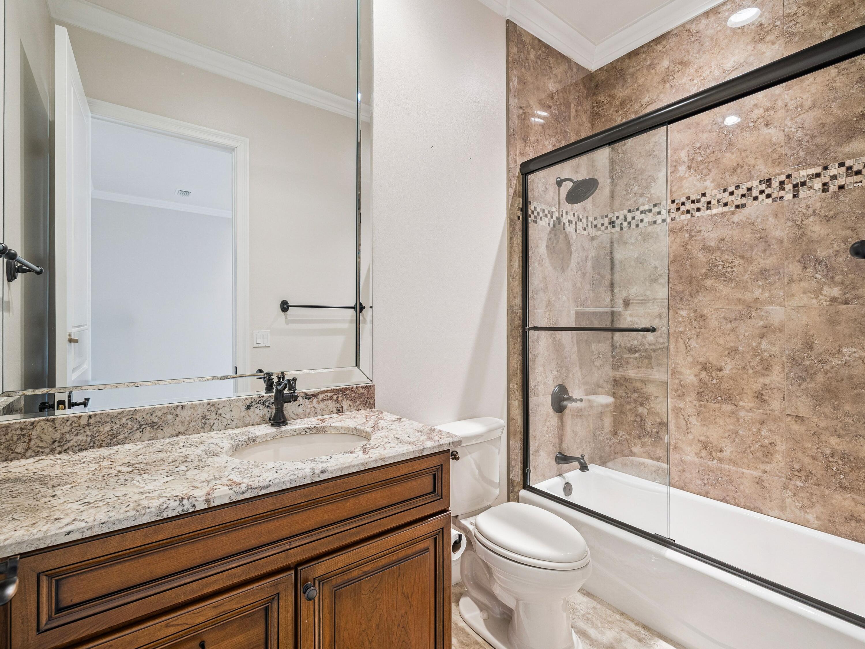 BURNT PINE - Residential