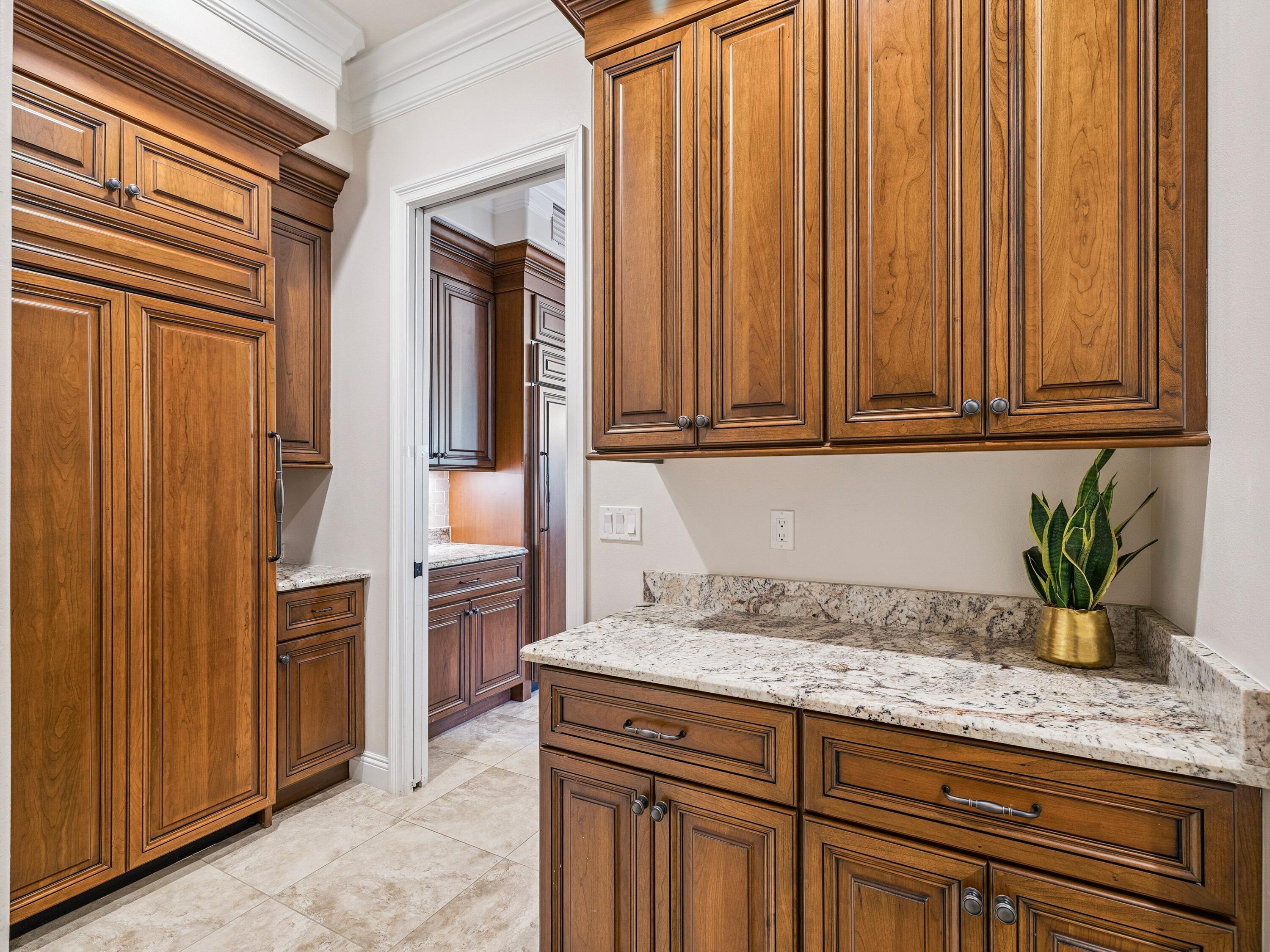 BURNT PINE - Residential