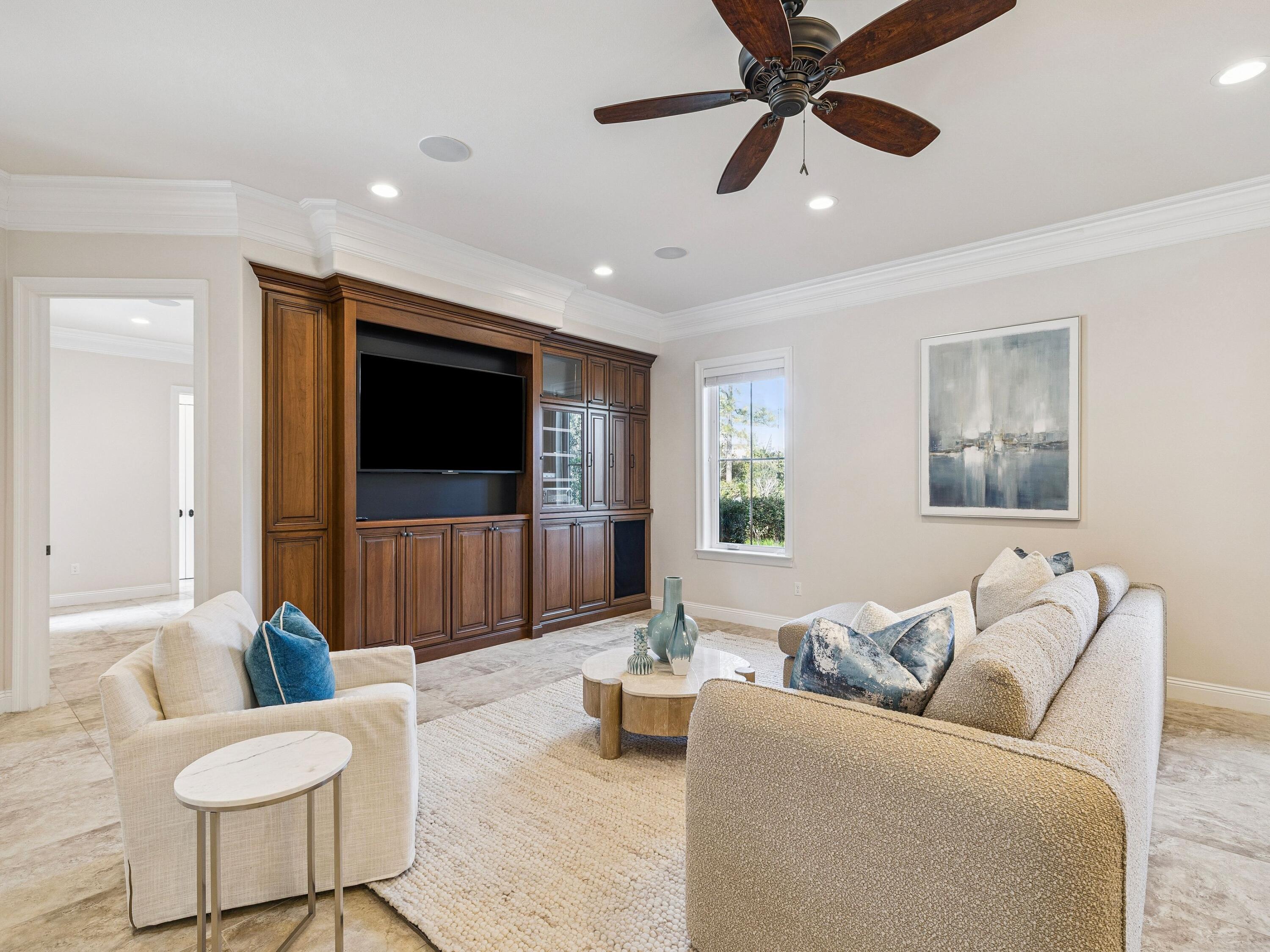 BURNT PINE - Residential