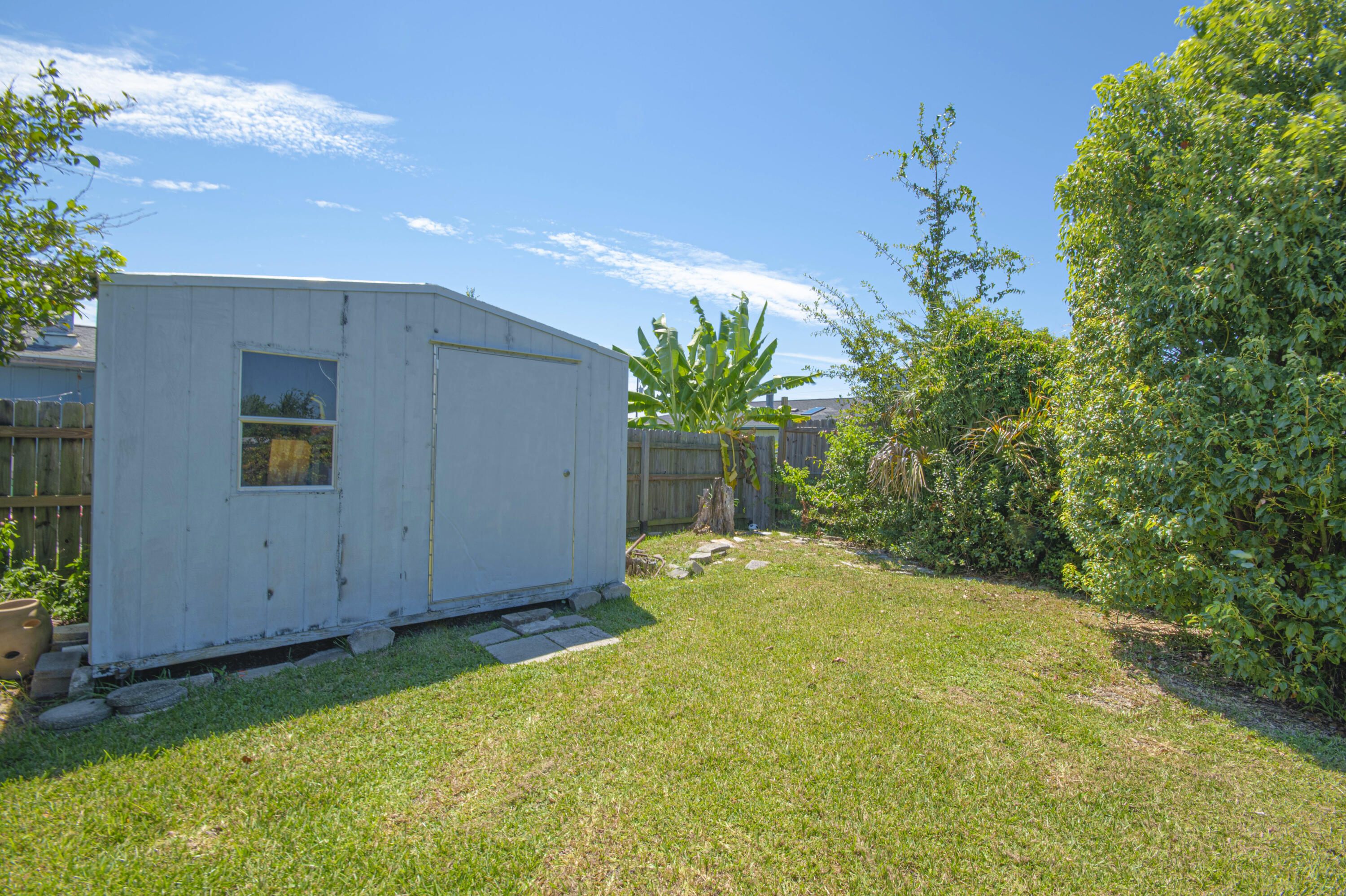 FOREST SHORES - Residential