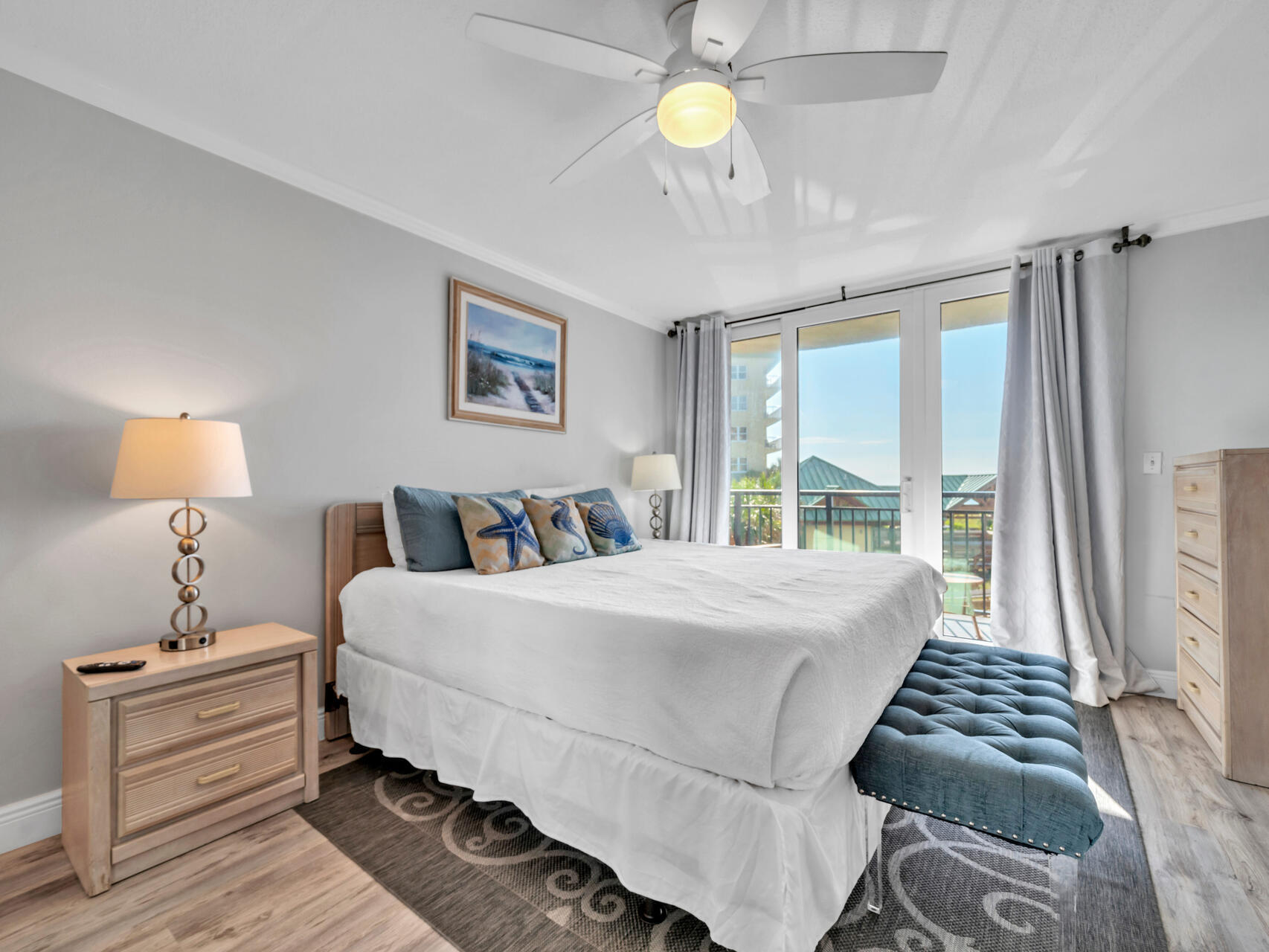NAUTILUS CONDO - Residential