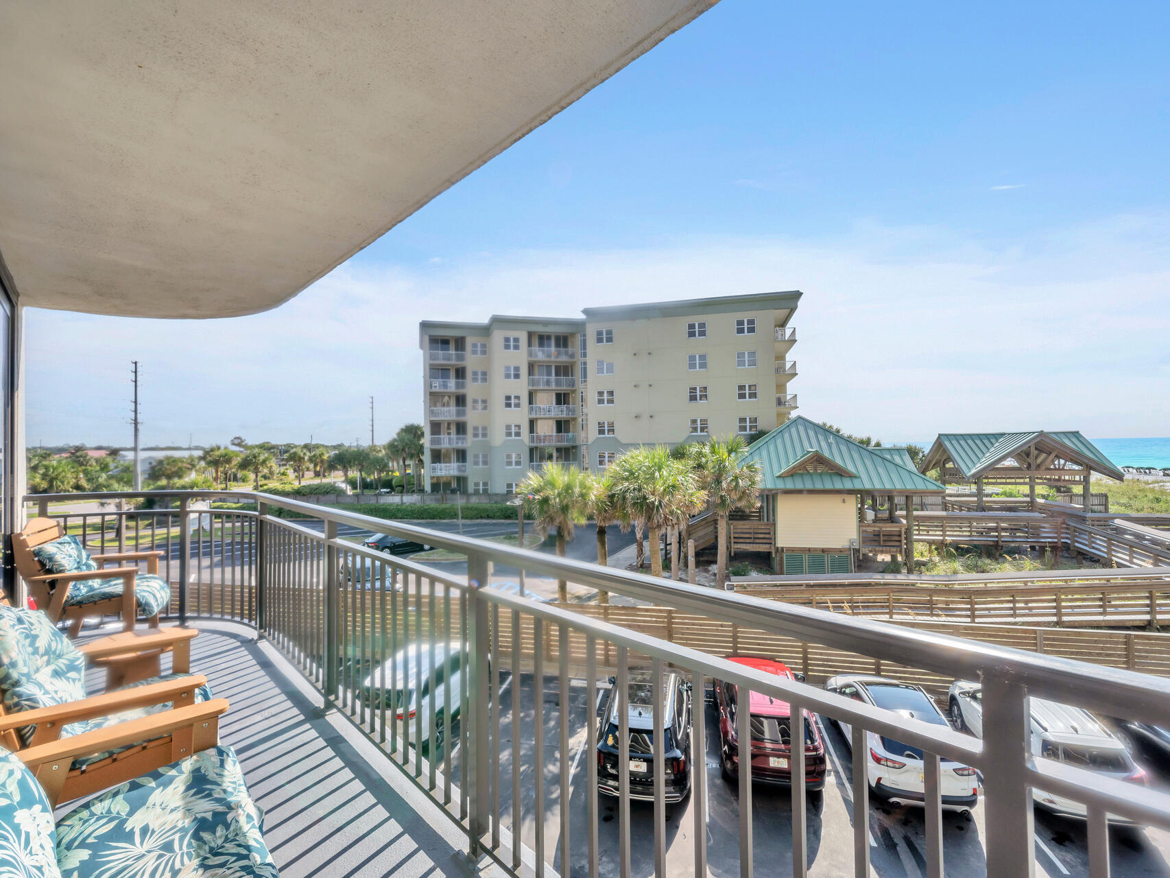 NAUTILUS CONDO - Residential