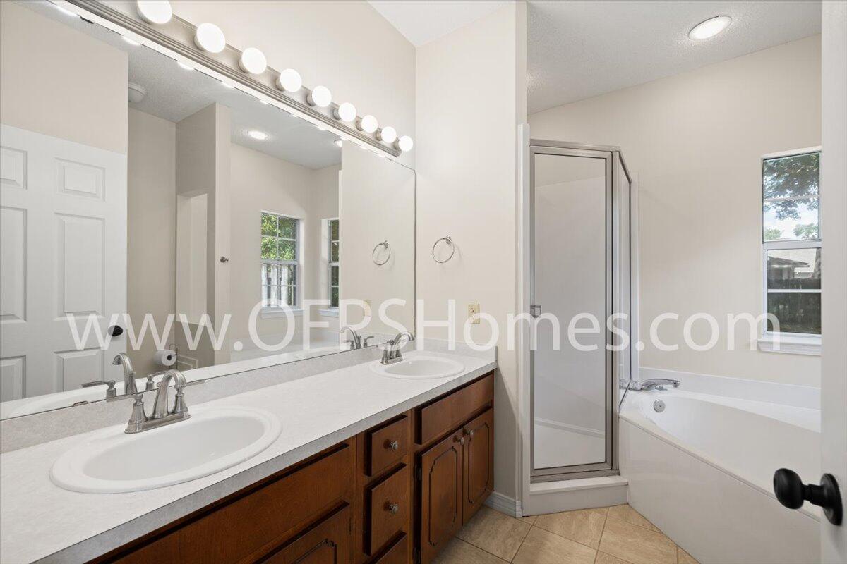 MOSSY OAKS - Residential Lease