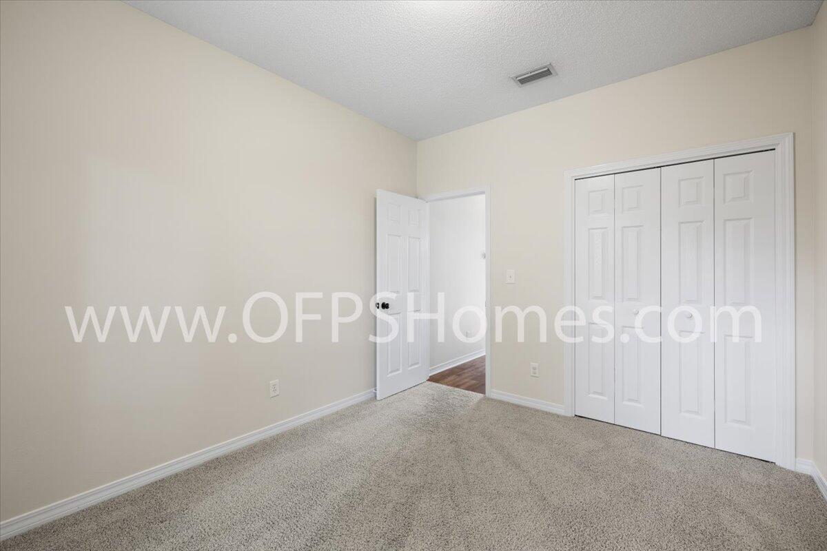 MOSSY OAKS - Residential Lease