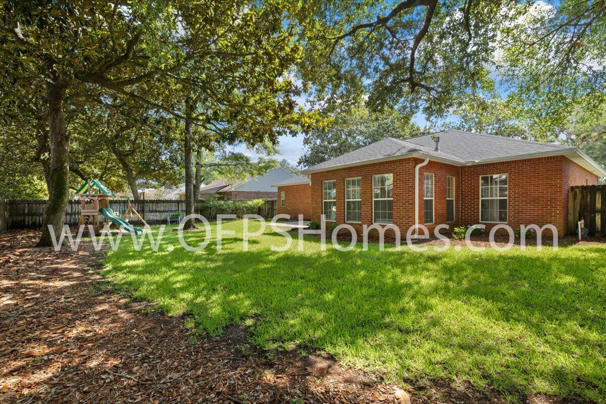 MOSSY OAKS - Residential Lease