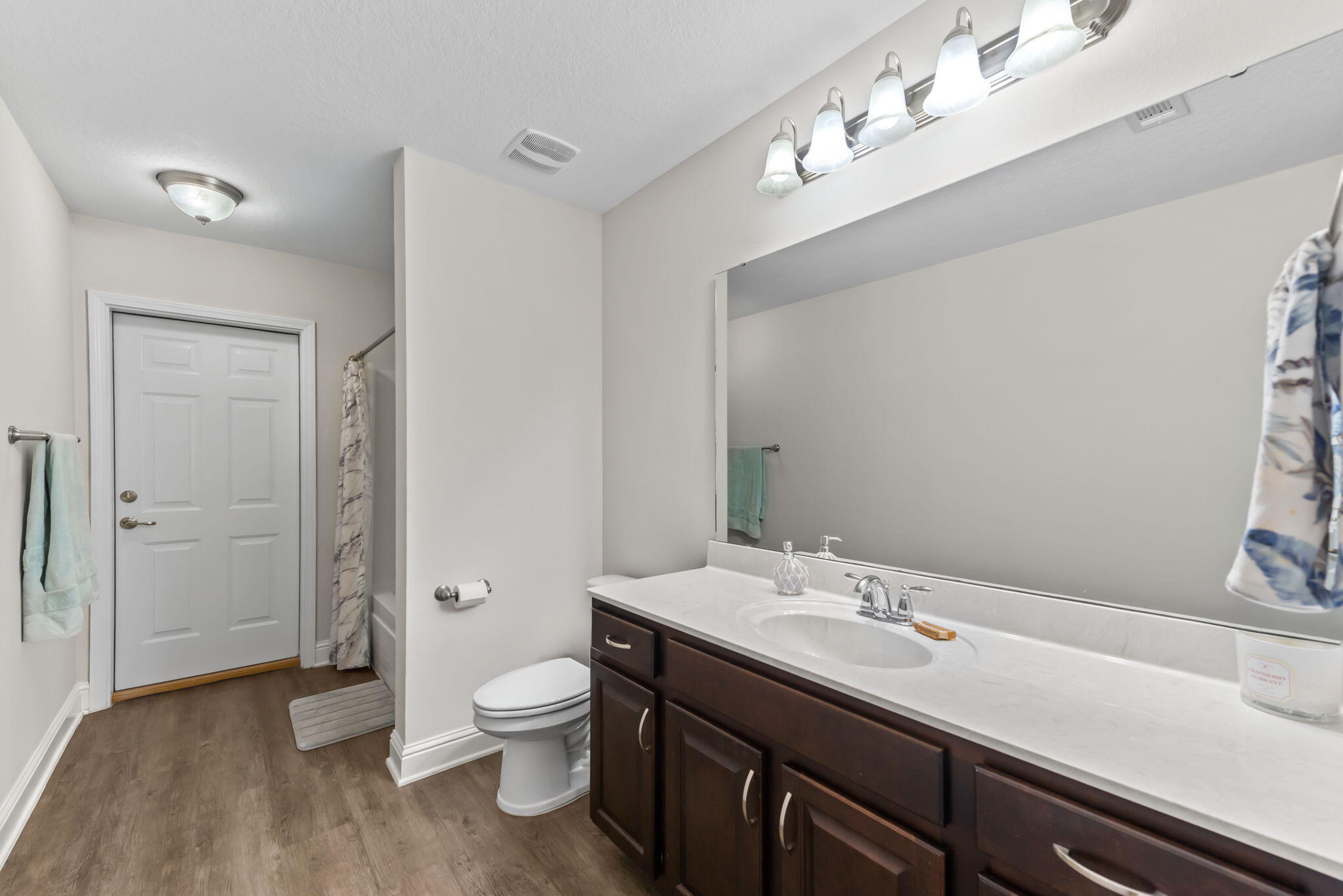 NAVARRE 2ND ADDITION - Residential