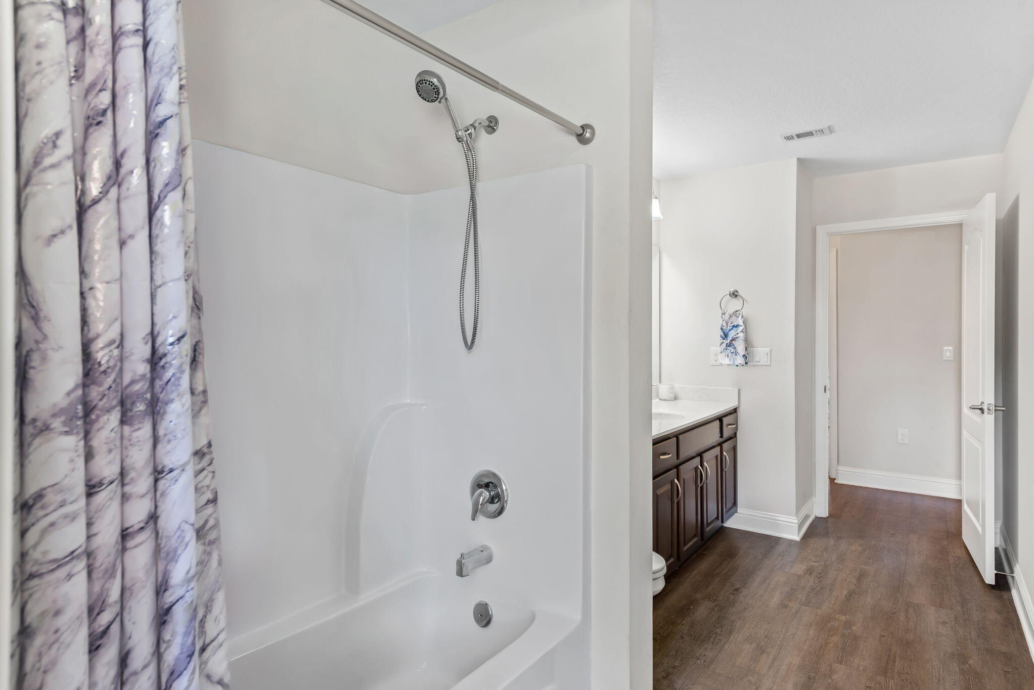 NAVARRE 2ND ADDITION - Residential