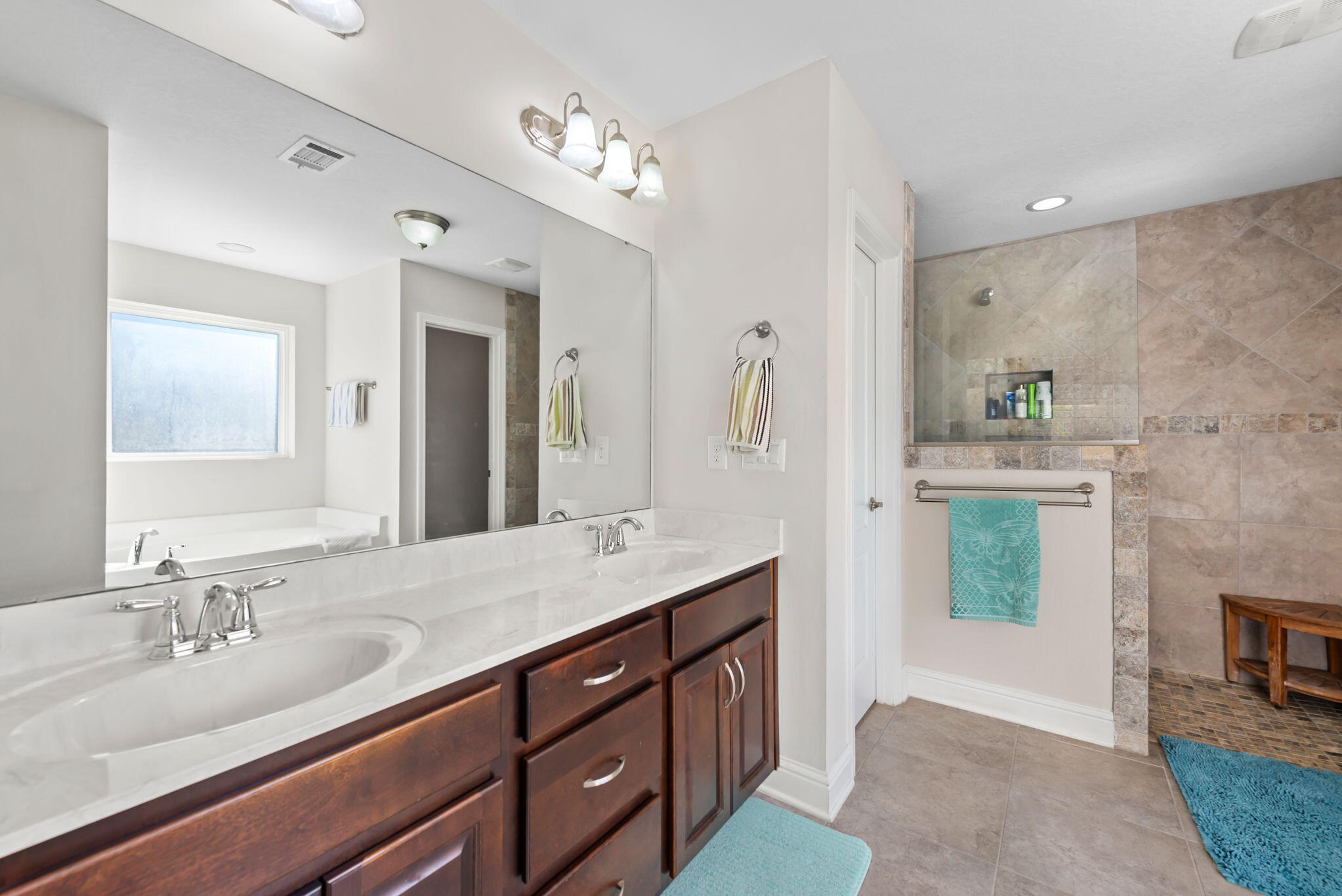 NAVARRE 2ND ADDITION - Residential