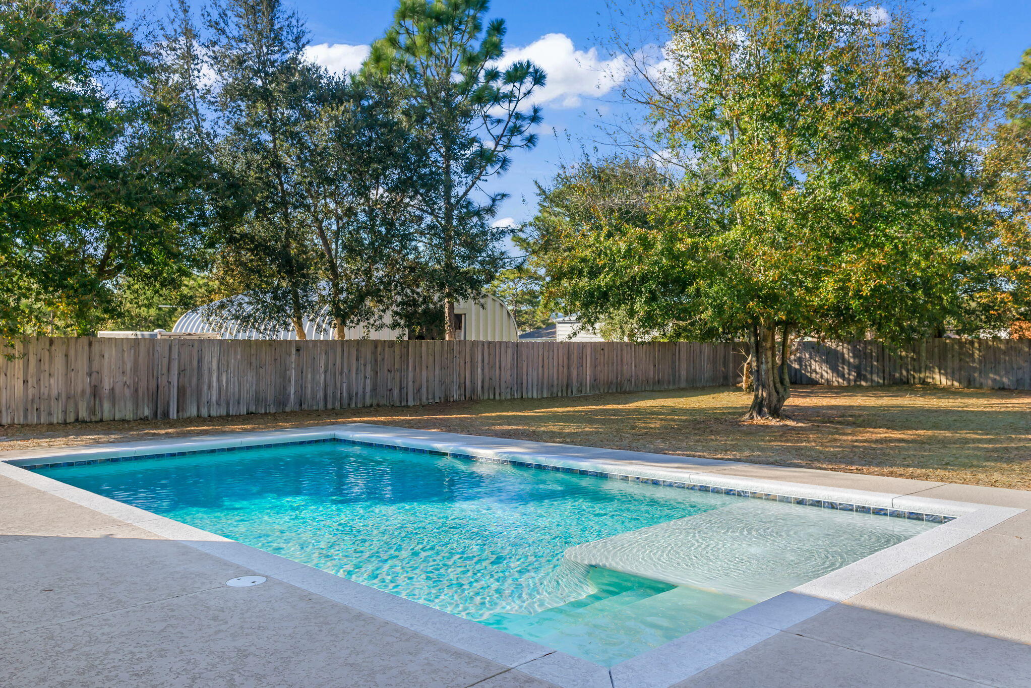 NAVARRE 2ND ADDITION - Residential