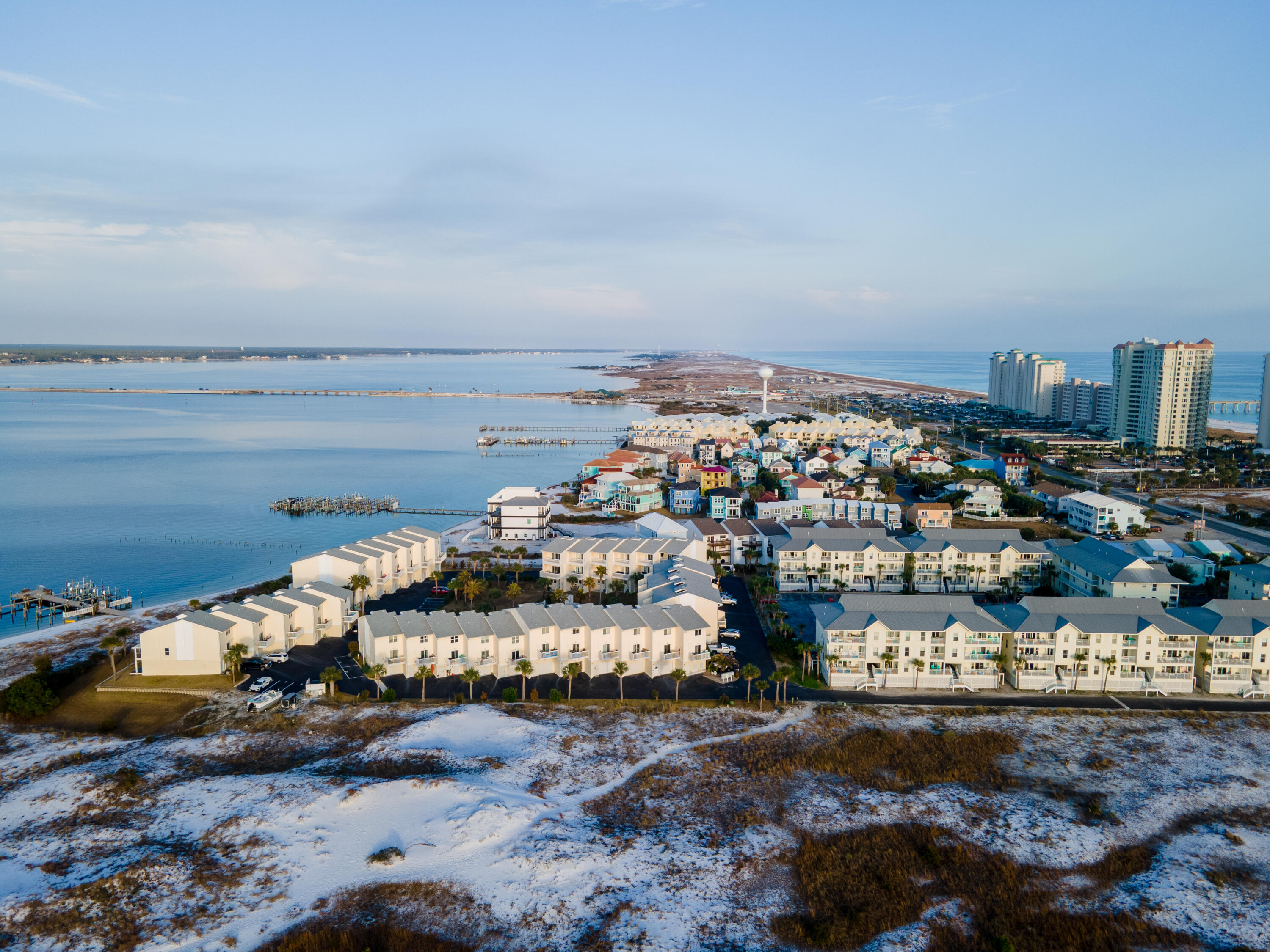 PARADISE POINT T/H - Residential